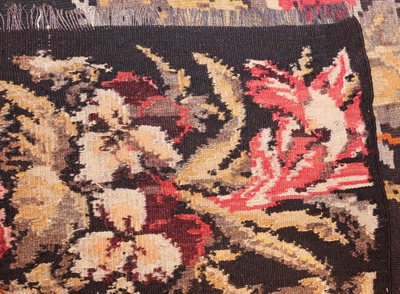 Antique Flat-Woven Romanian Bessarabian Kilim Rug. Size: 6 ft 3 in x 11 ft 6 in  In Good Condition For Sale In New York, NY