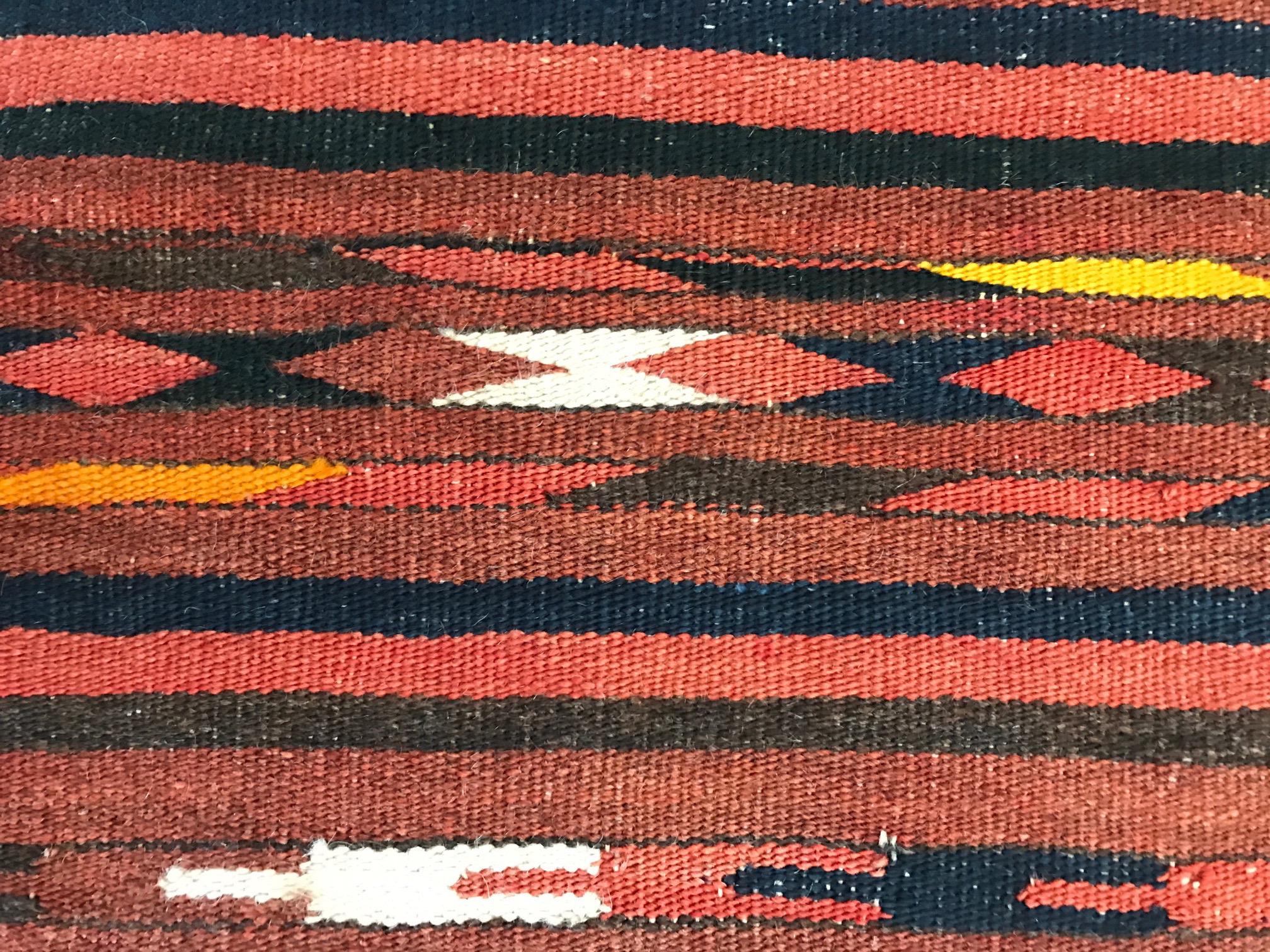 Antique Flat Woven Turkish Kilim Rug In Good Condition For Sale In St.Petersburg, FL