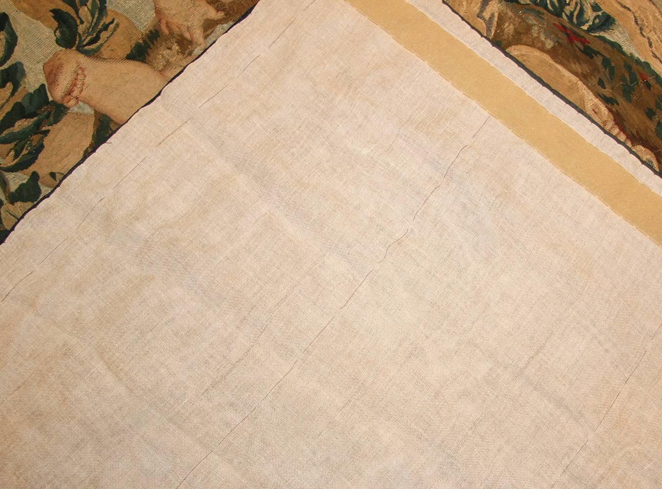 Antiker flämischer Wandteppich aus der Nazmiyal-Kollektion. 11 ft 10 in x 13 ft 3 in 1
