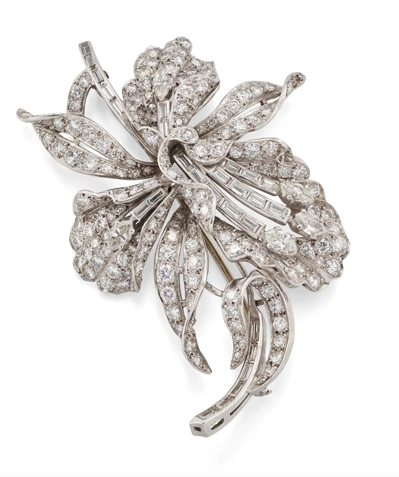 Antiguo Broche Floral de Diamantes en venta 3