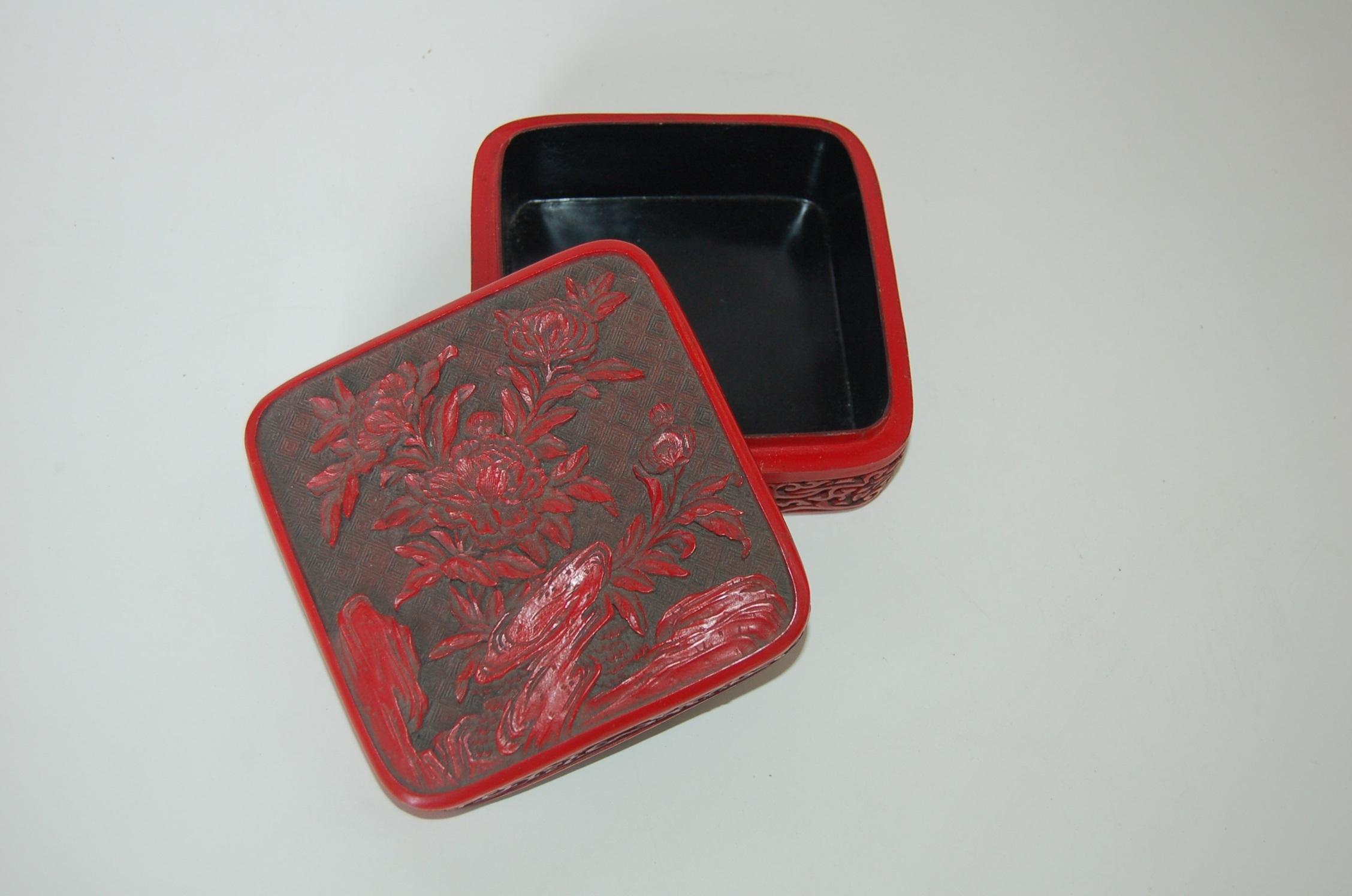Antique Floral Hand Carved Lacquer Cinnabar Lidded Jewelry Box 4