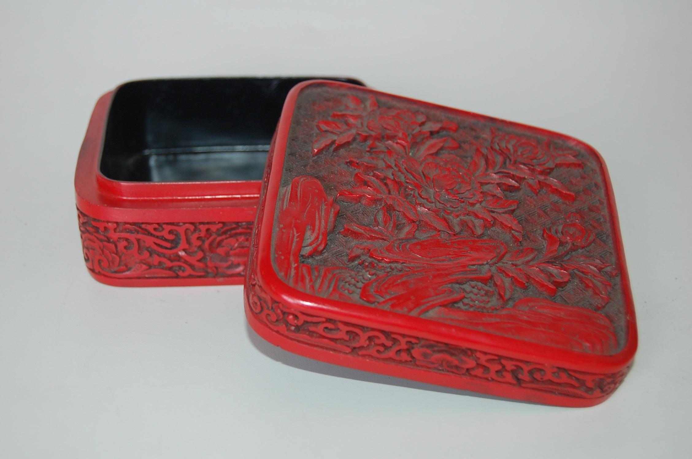 Antique Floral Hand Carved Lacquer Cinnabar Lidded Jewelry Box 1
