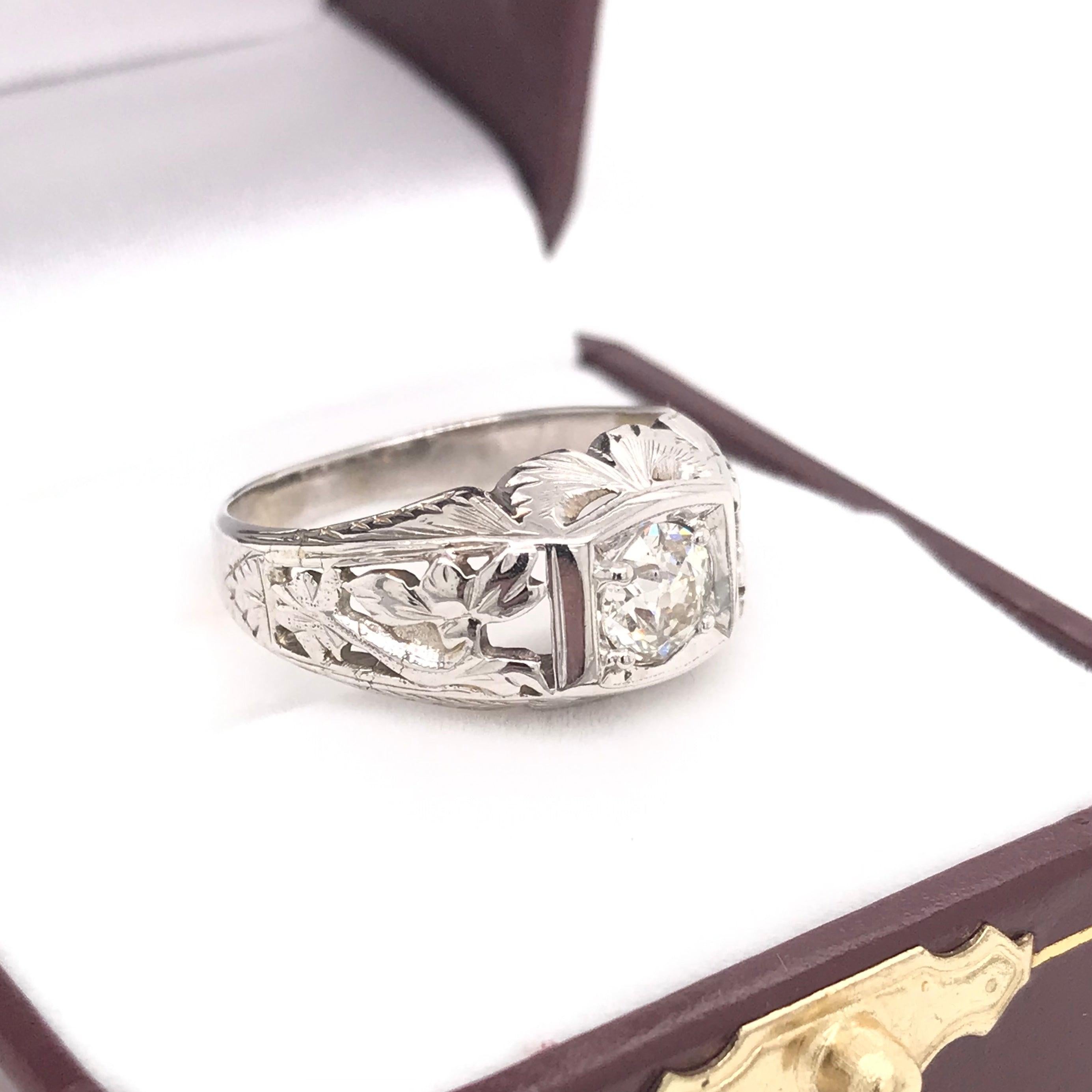 Antique Floral Motif Diamond Ring For Sale 5