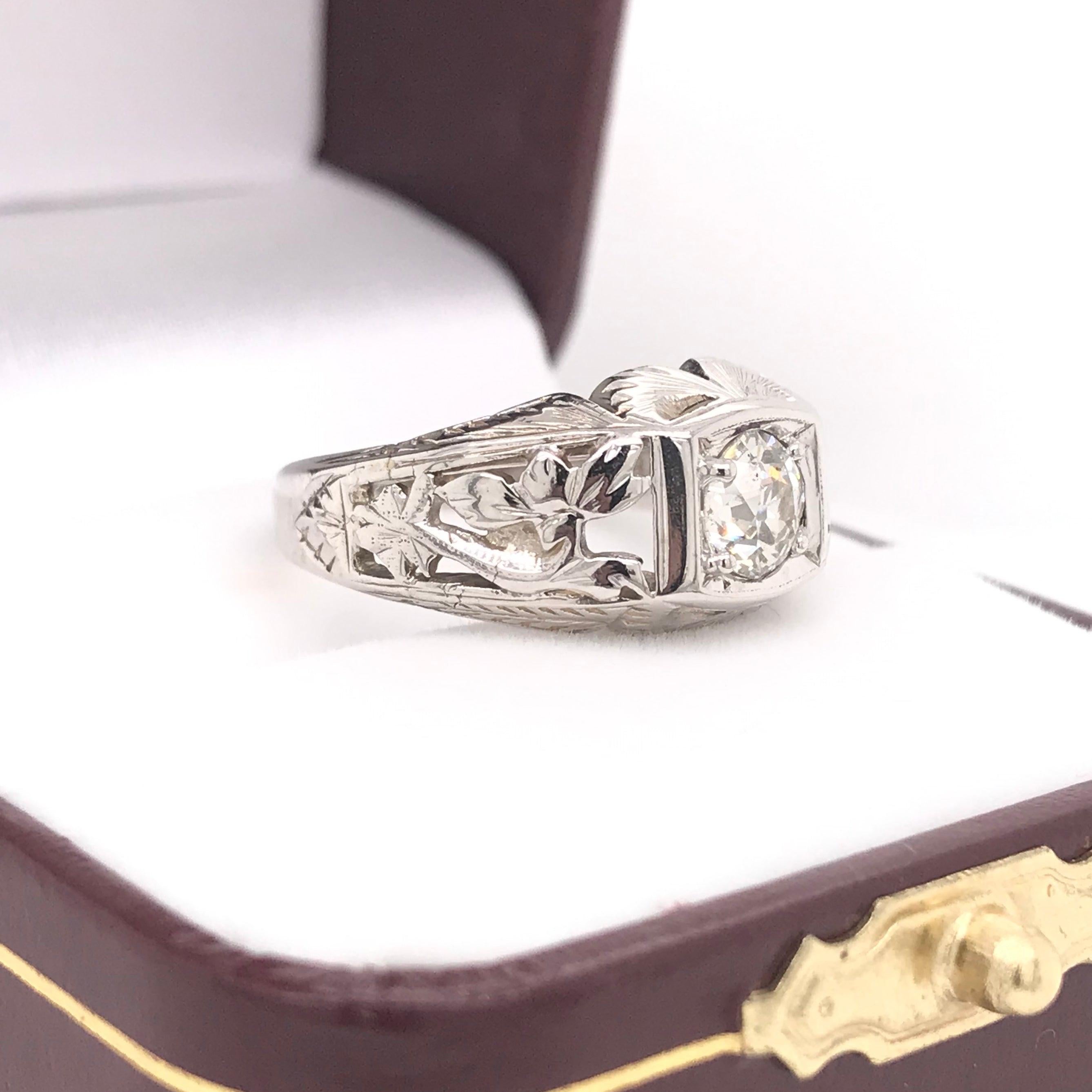 Antique Floral Motif Diamond Ring For Sale 3