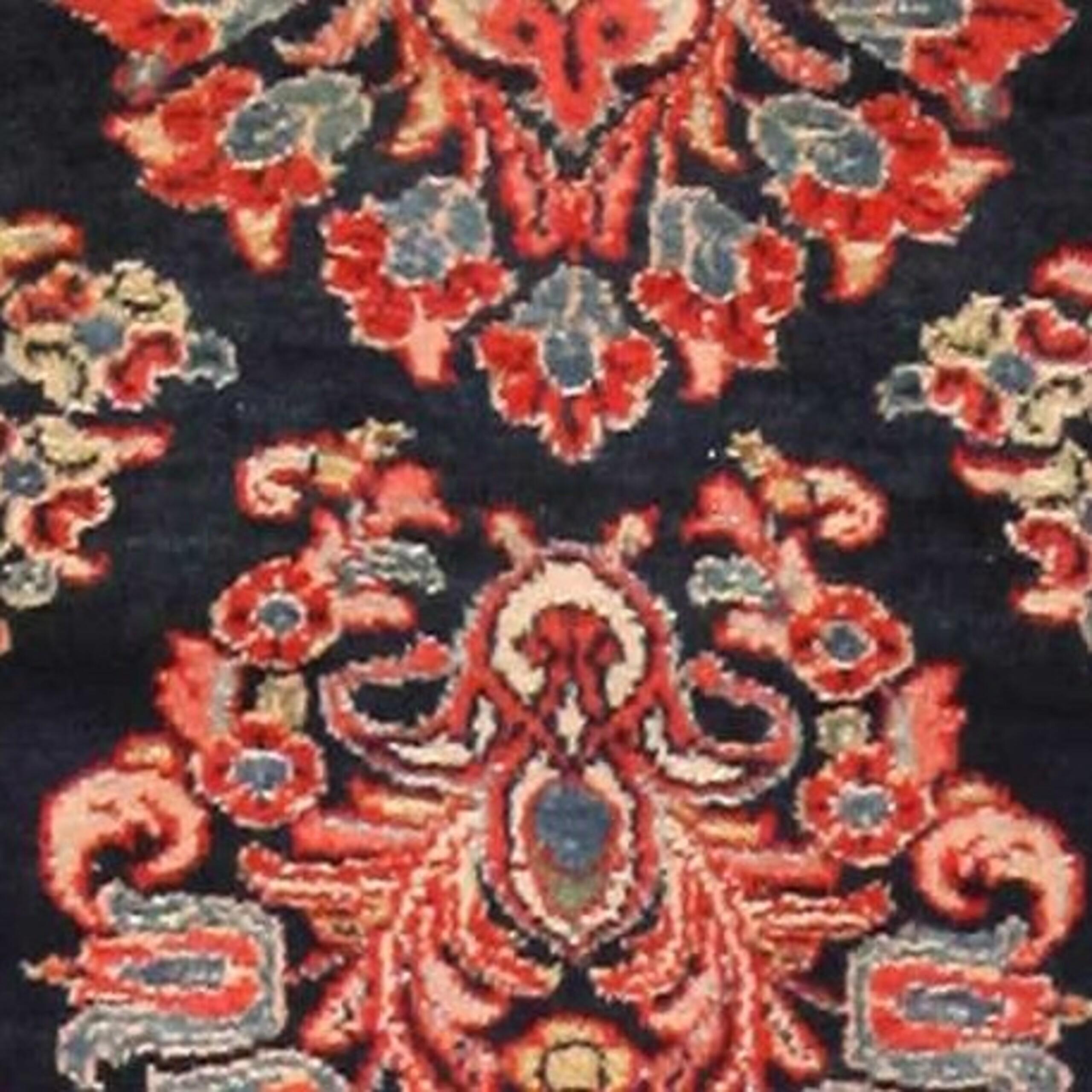 Antiker persischer Sarouk- Flur-Läufer aus Sarouk. 3 ft x 11 ft 2 in im Angebot 2