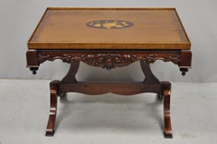 Table basse ancienne en bois de satin avec incrustations florales:: style français:: petite table basse édouardienne en noyer