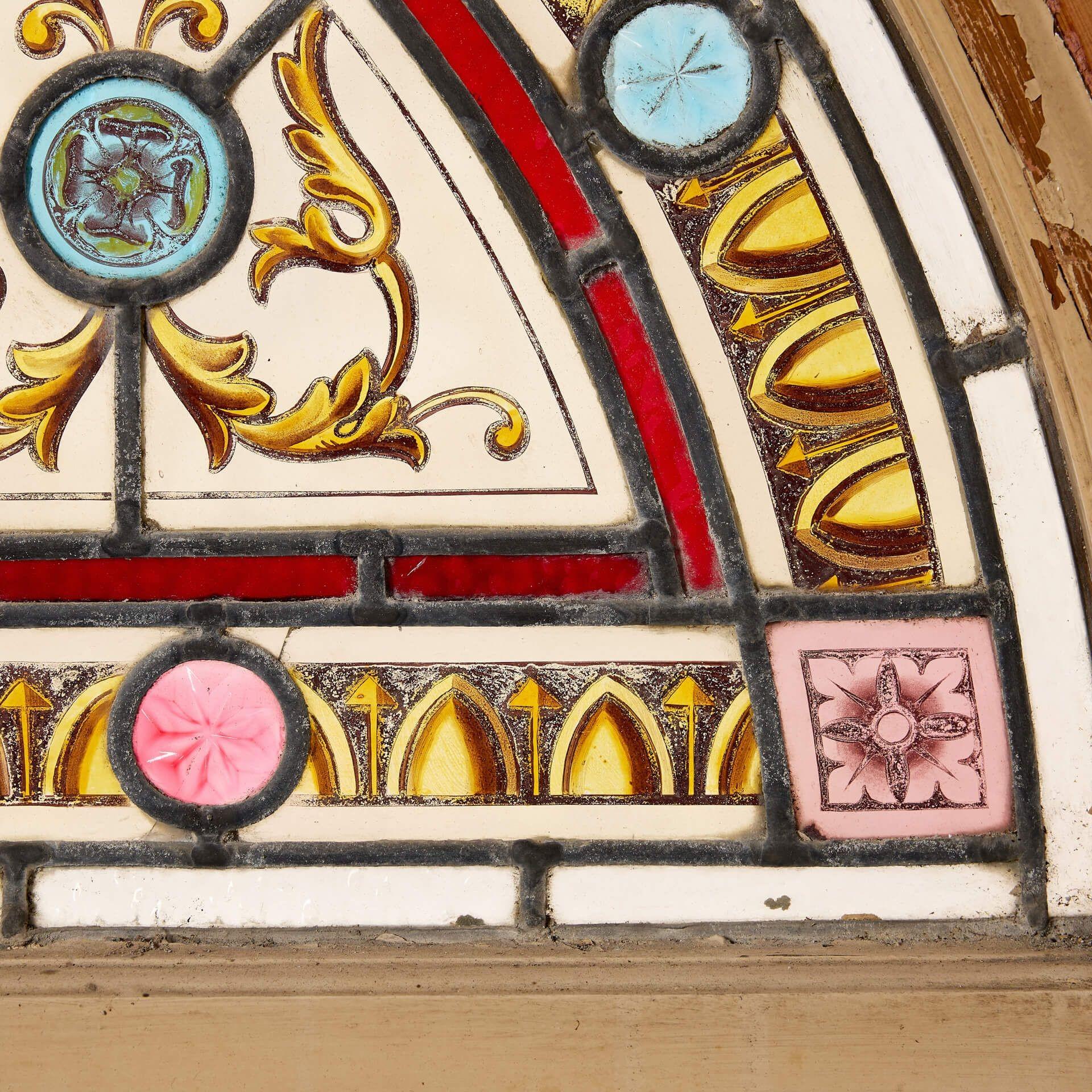 Antique Floral Stained glass Fanlight Inglés en venta