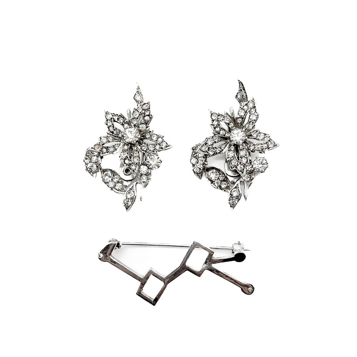 Antique clip de robe double à fleurs en argent sterling des années 1930 Bon état - En vente à Wilmslow, GB