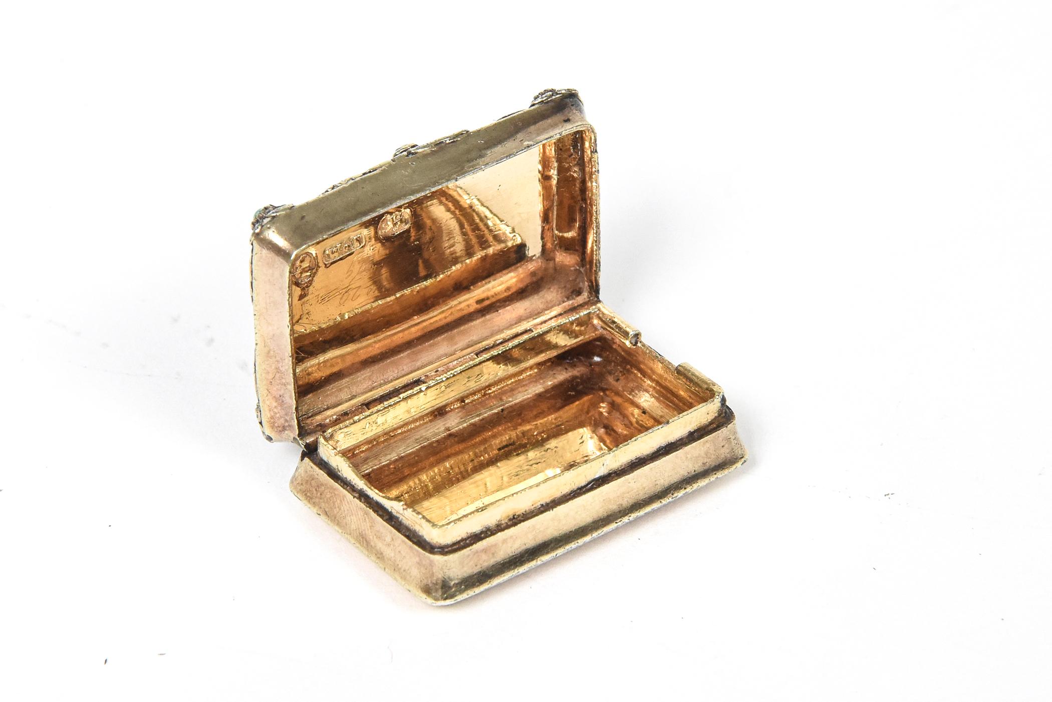 Caja de rapé para píldoras Floral antigua de plata de ley de William Simpson siglo XIX