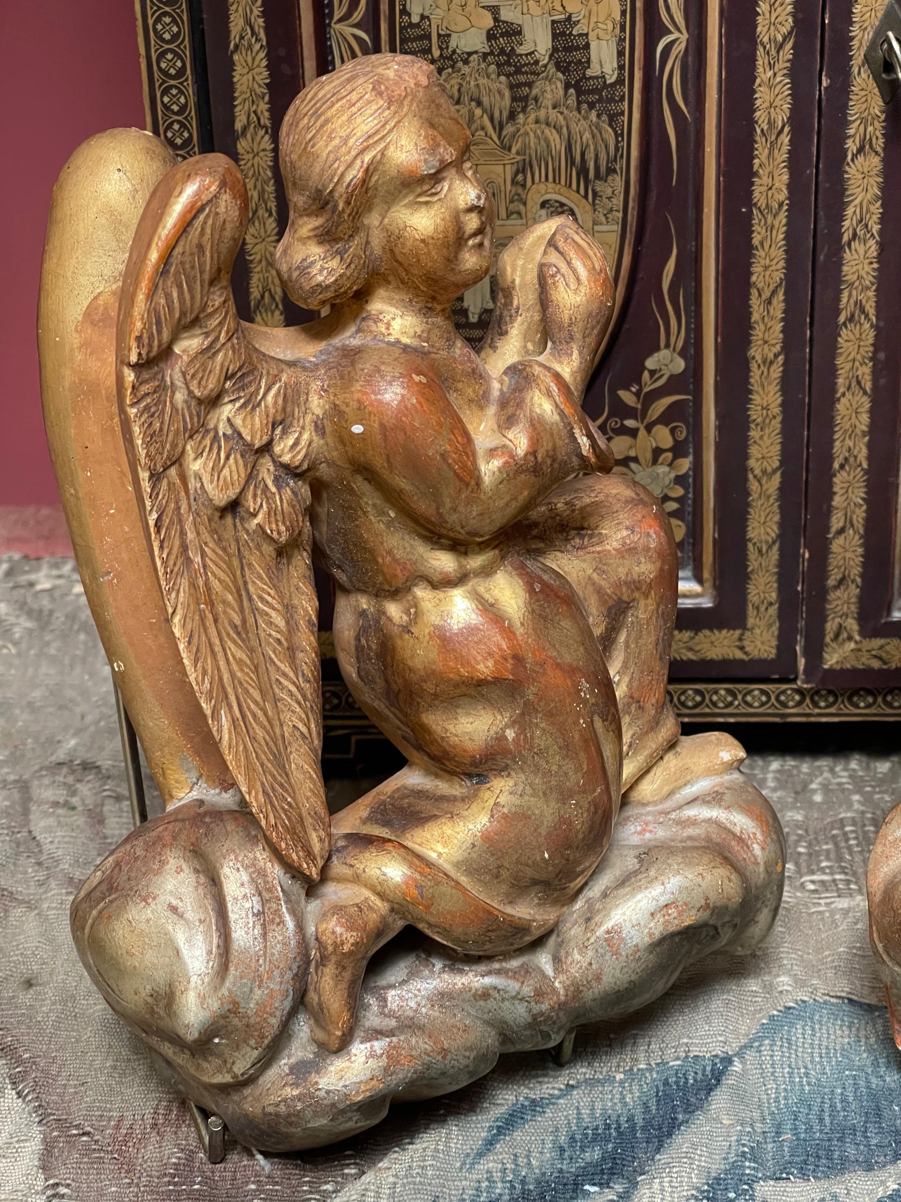 Antique Florentine Carved Gilt Wood Angels PAIR For Sale 2