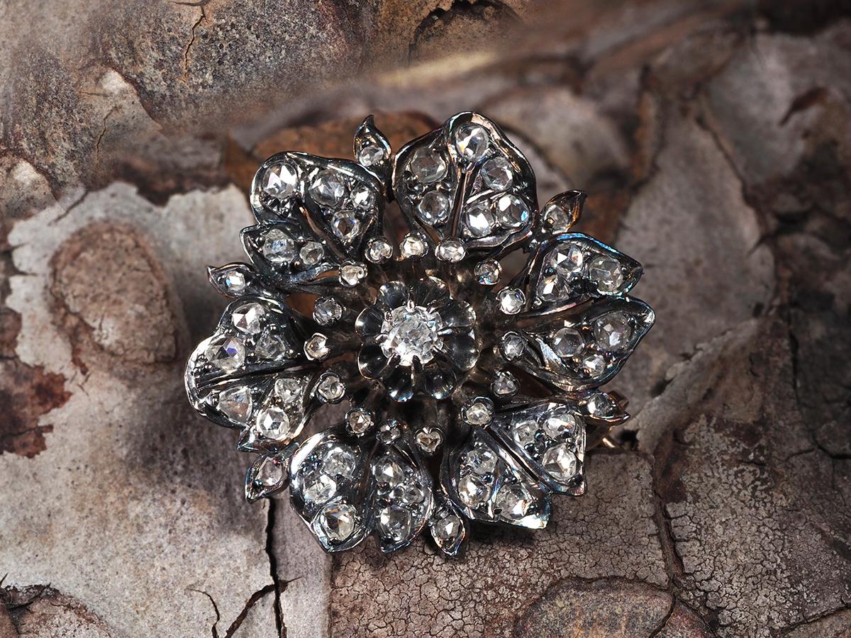 Antiguo Broche Aciano Diamantes Oro Plata Pétalos Bosque Ninfa Hoja vegetal Barroco en venta