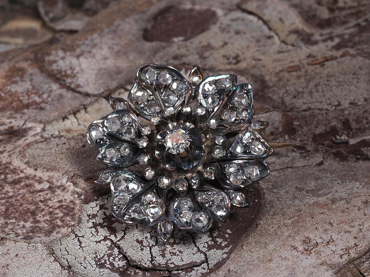 Antiguo Broche Aciano Diamantes Oro Plata Pétalos Bosque Ninfa Hoja vegetal en Bueno estado para la venta en Berlin, DE