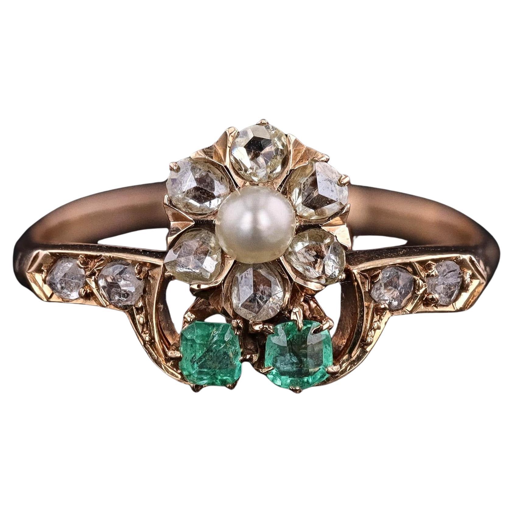 Antique Flower Ring of Pearl, Diamond, and Emerald in 18k Gold For Sale