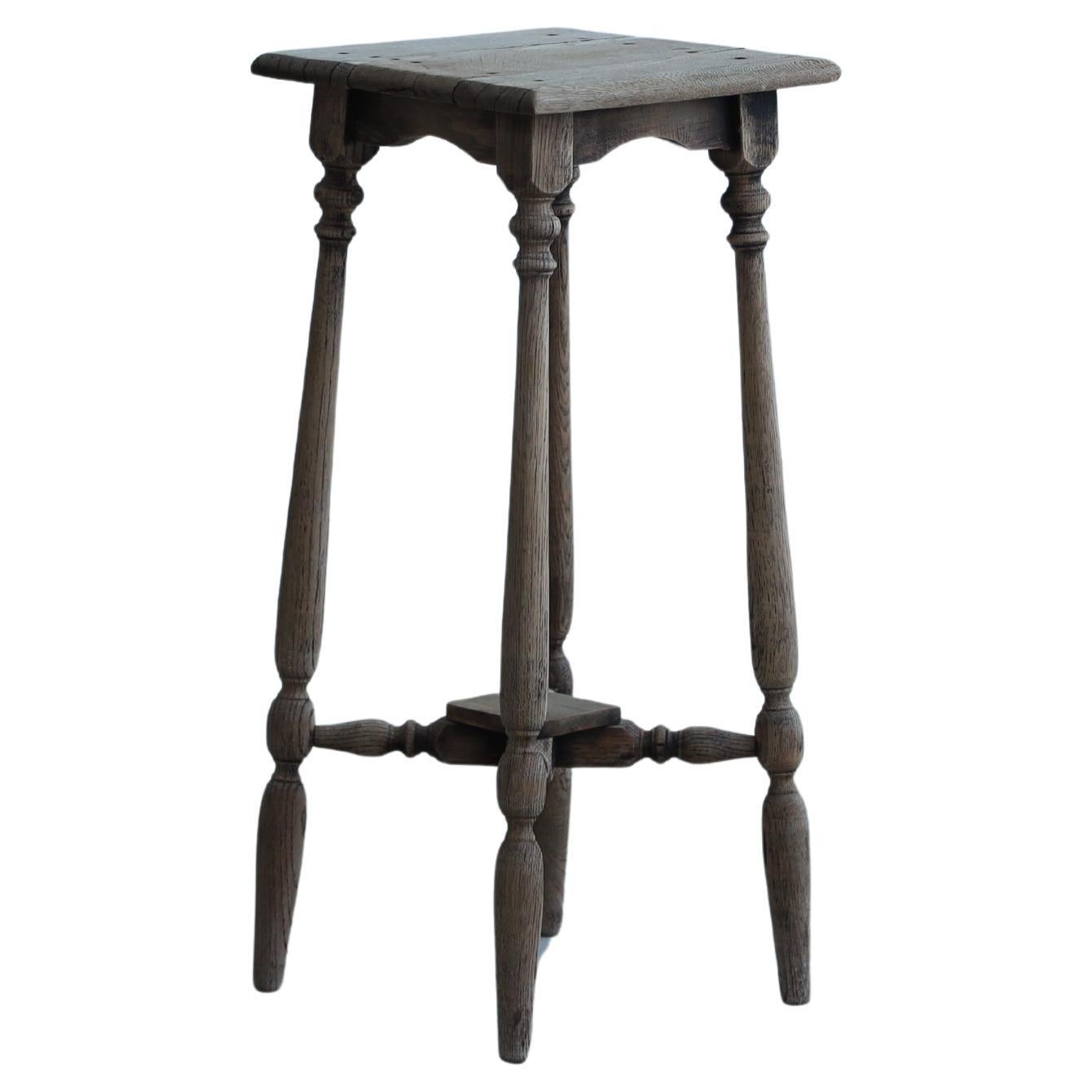 Antique flower stand, Wabi-Sabi, Japandi