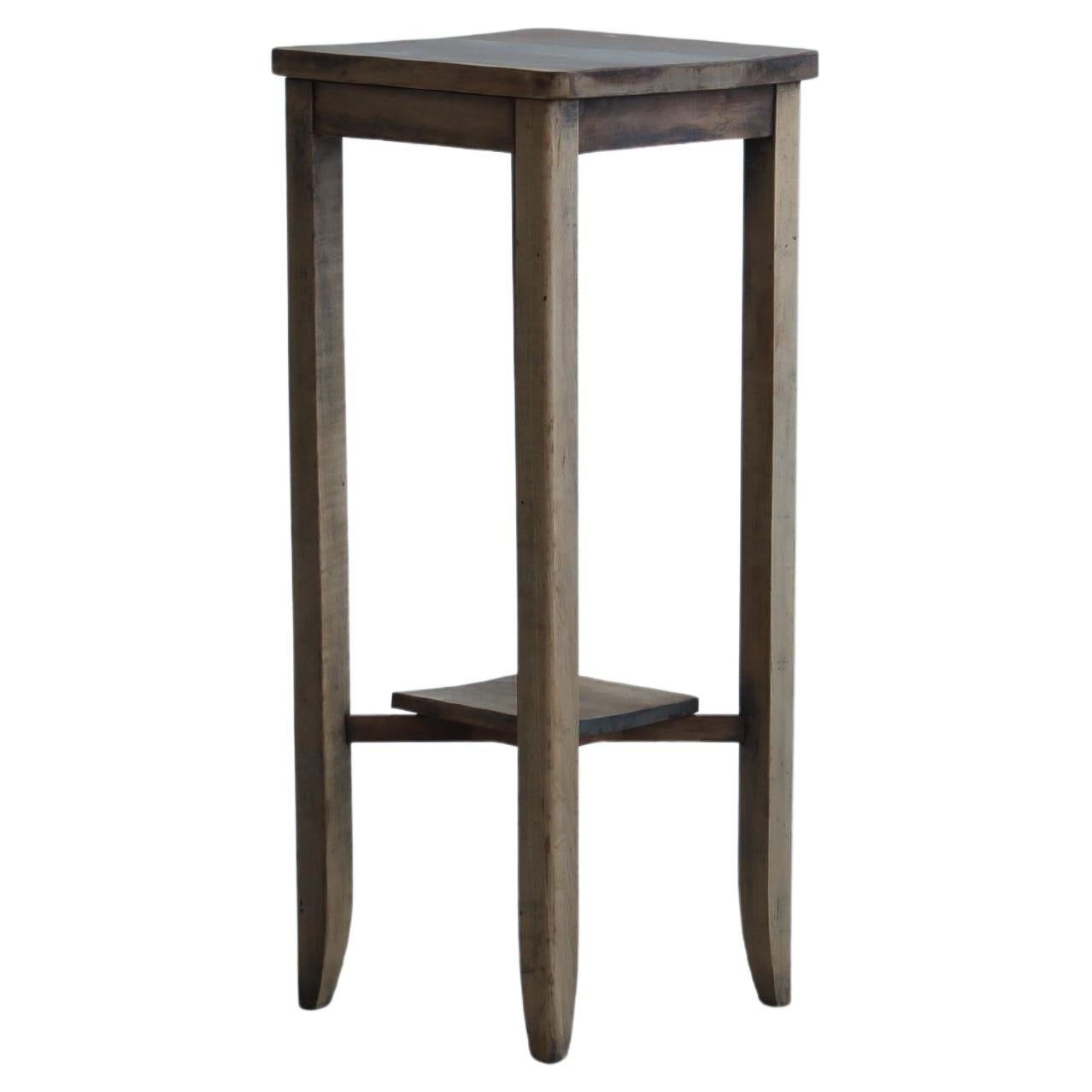 Antique flower stand, Wabi-Sabi, Japandi