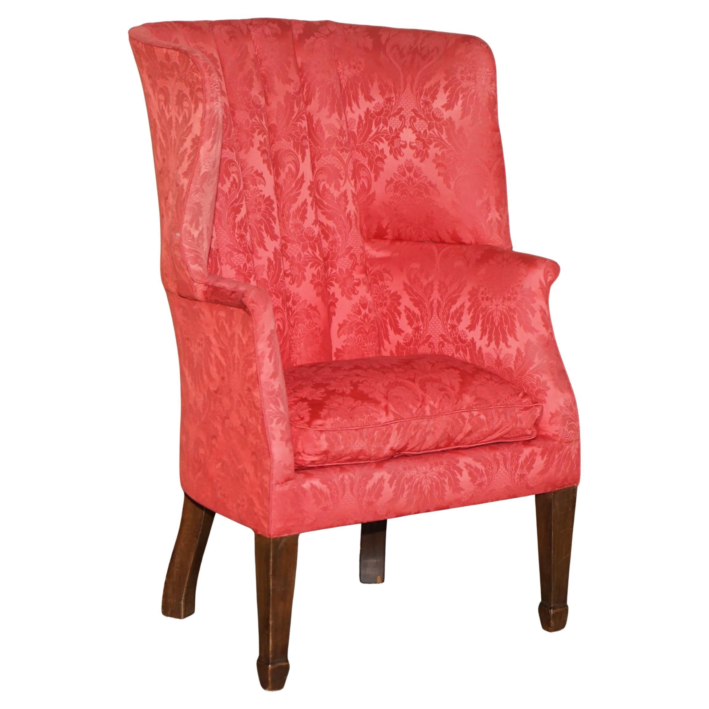 ANTIQUE FLUTED BACK VICTORIAN CIRCA 1890 PORTERS WINDBACK BARREL ARMCHAiR For Sale
