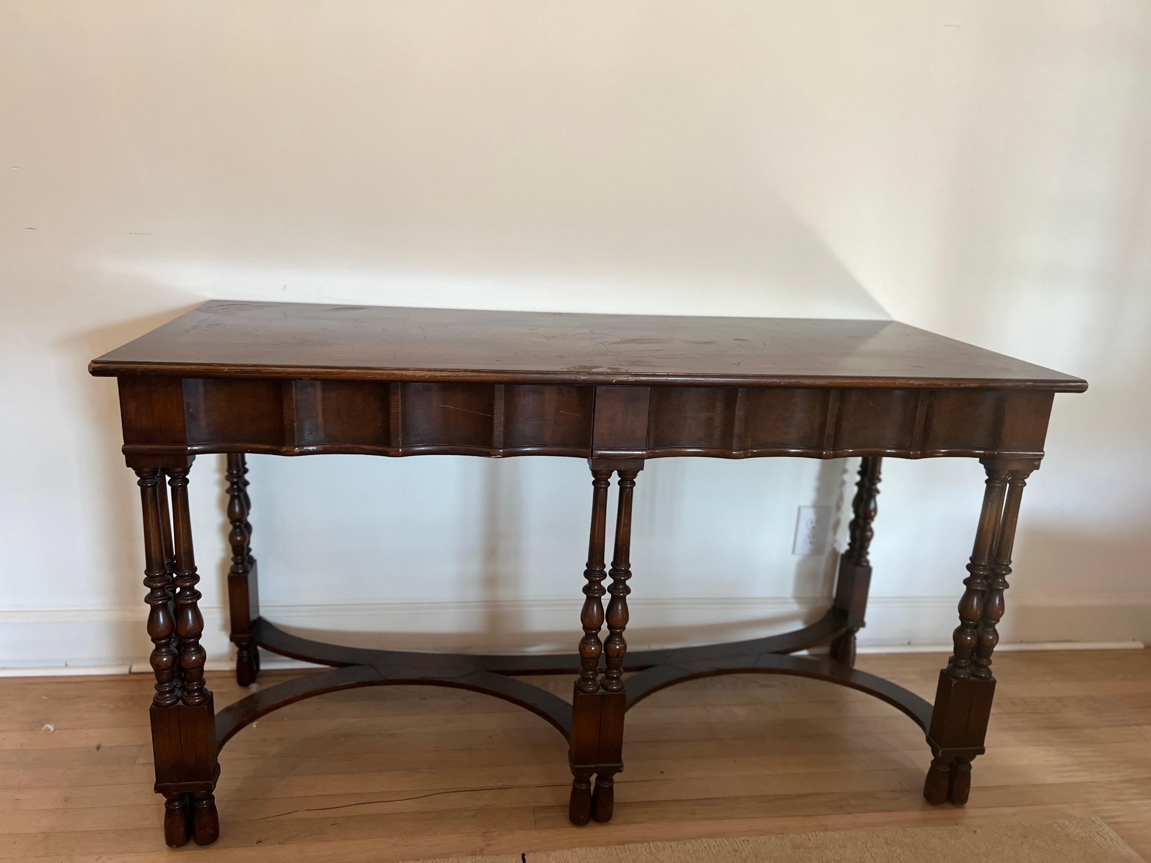 Ancienne table console de bibliothèque coloniale cannelée pour W. & J. Sloane  en vente 7