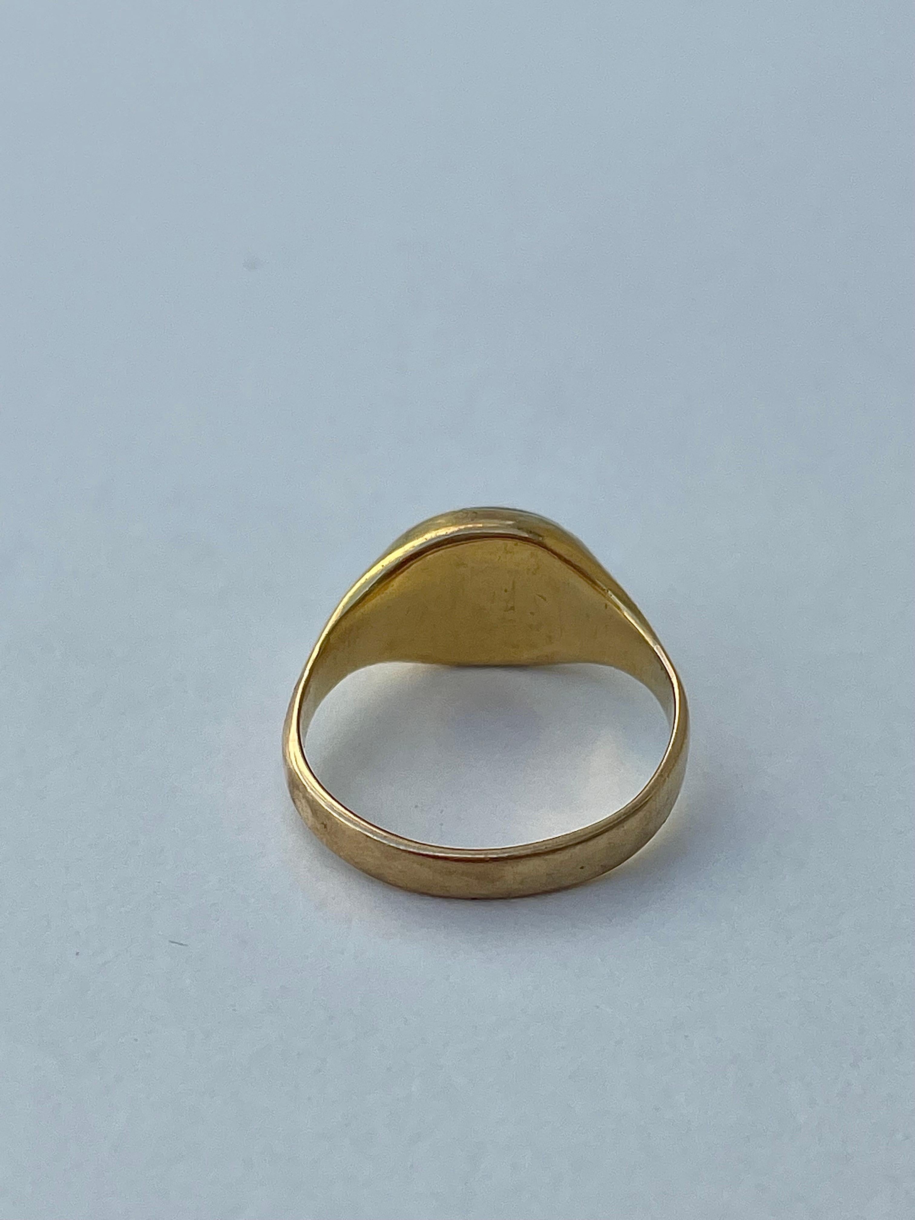 Women's or Men's Antique Foiled Cabochon Garnet 18ct Yellow Gold Signet Ring