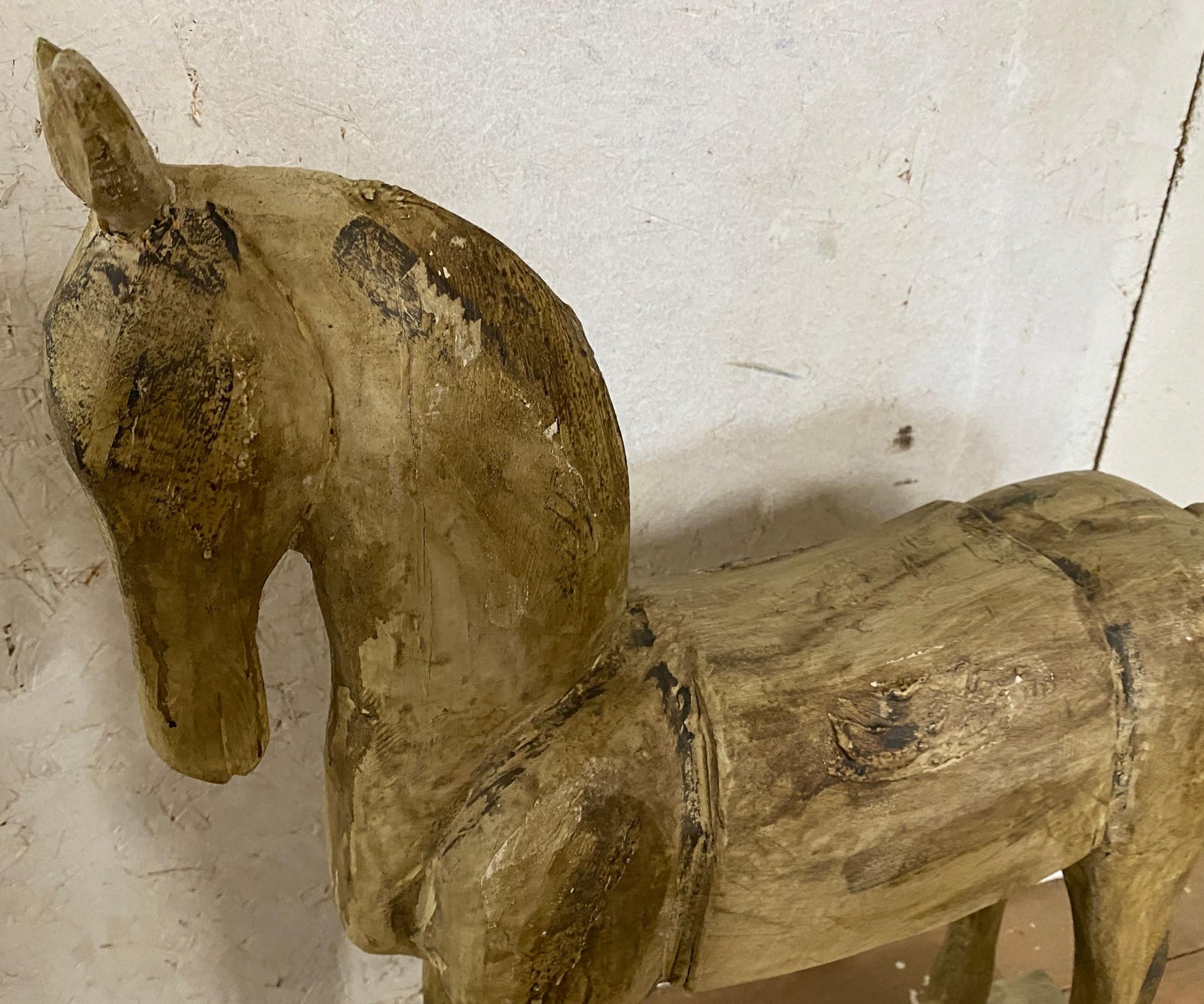 Antike Volkskunst Pferd-Skulptur im Angebot 2
