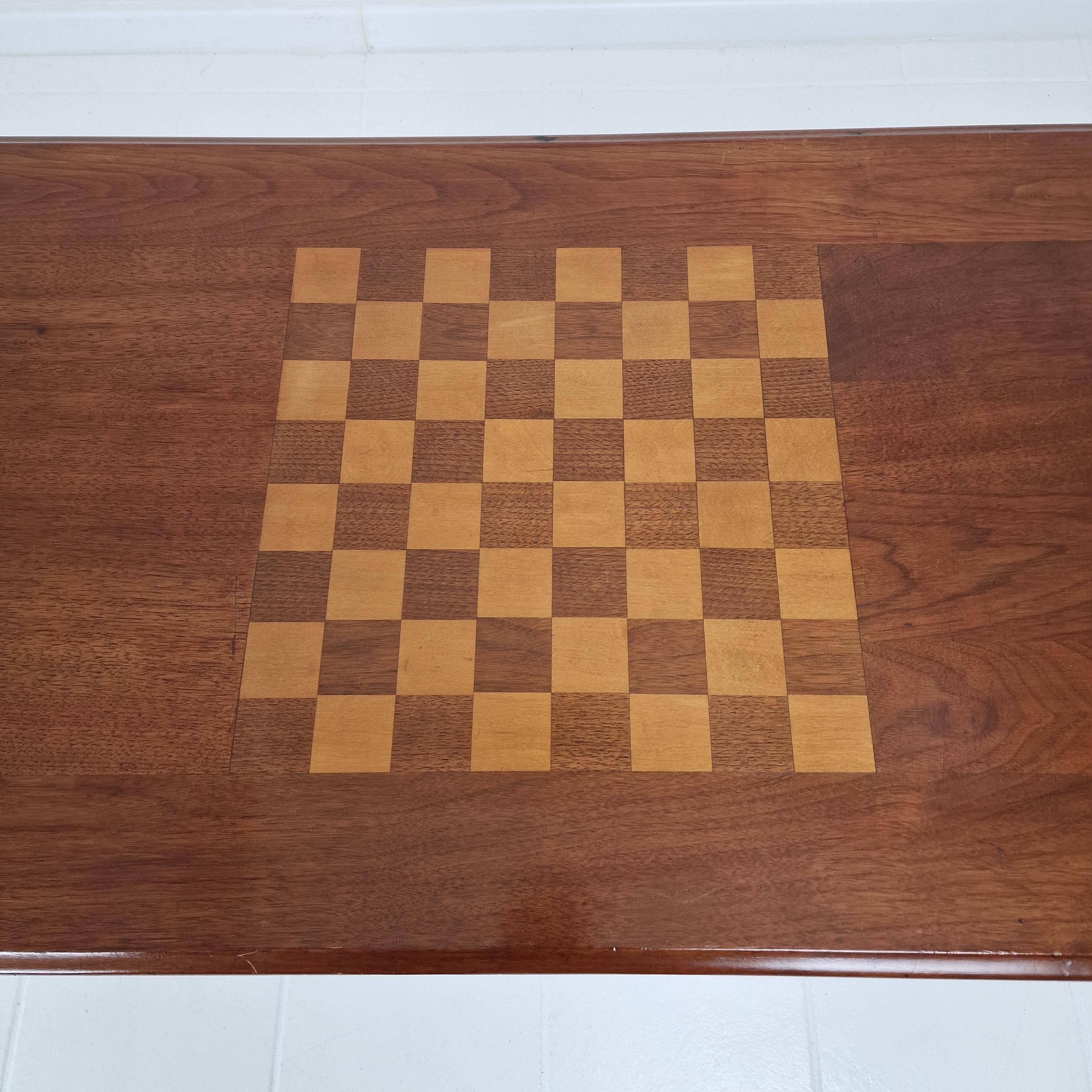 Ancienne table d'échecs pliable en bois, France, 19ème siècle en vente 4