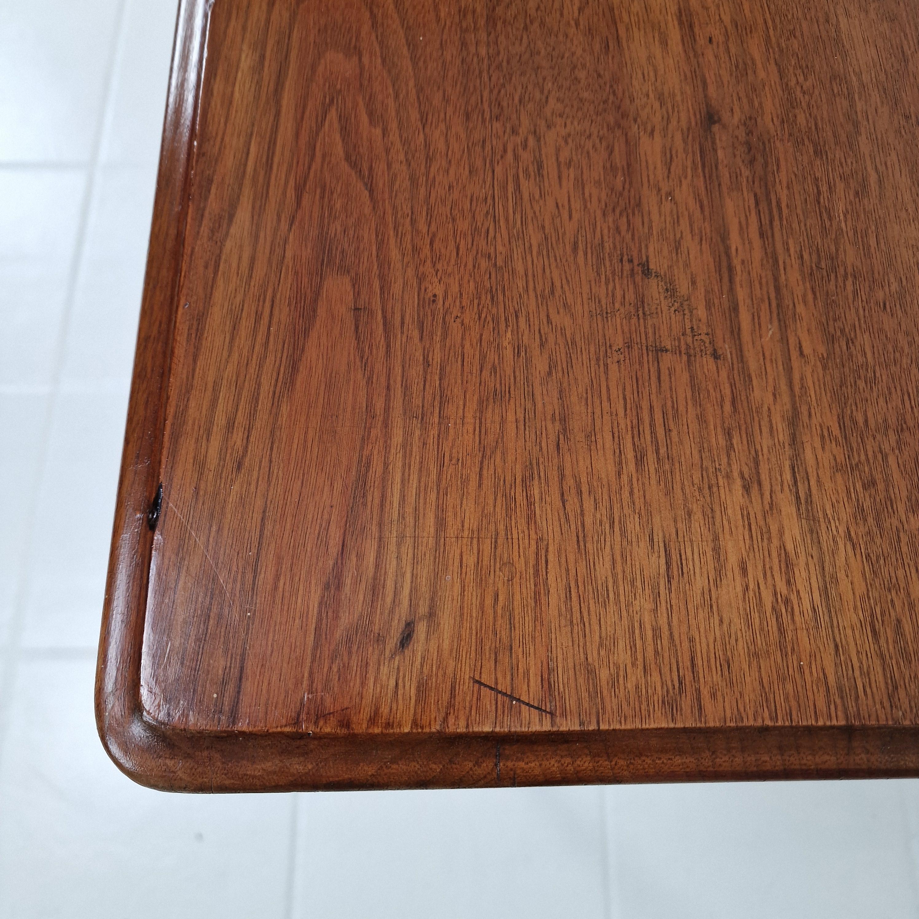 Ancienne table d'échecs pliable en bois, France, 19ème siècle en vente 10