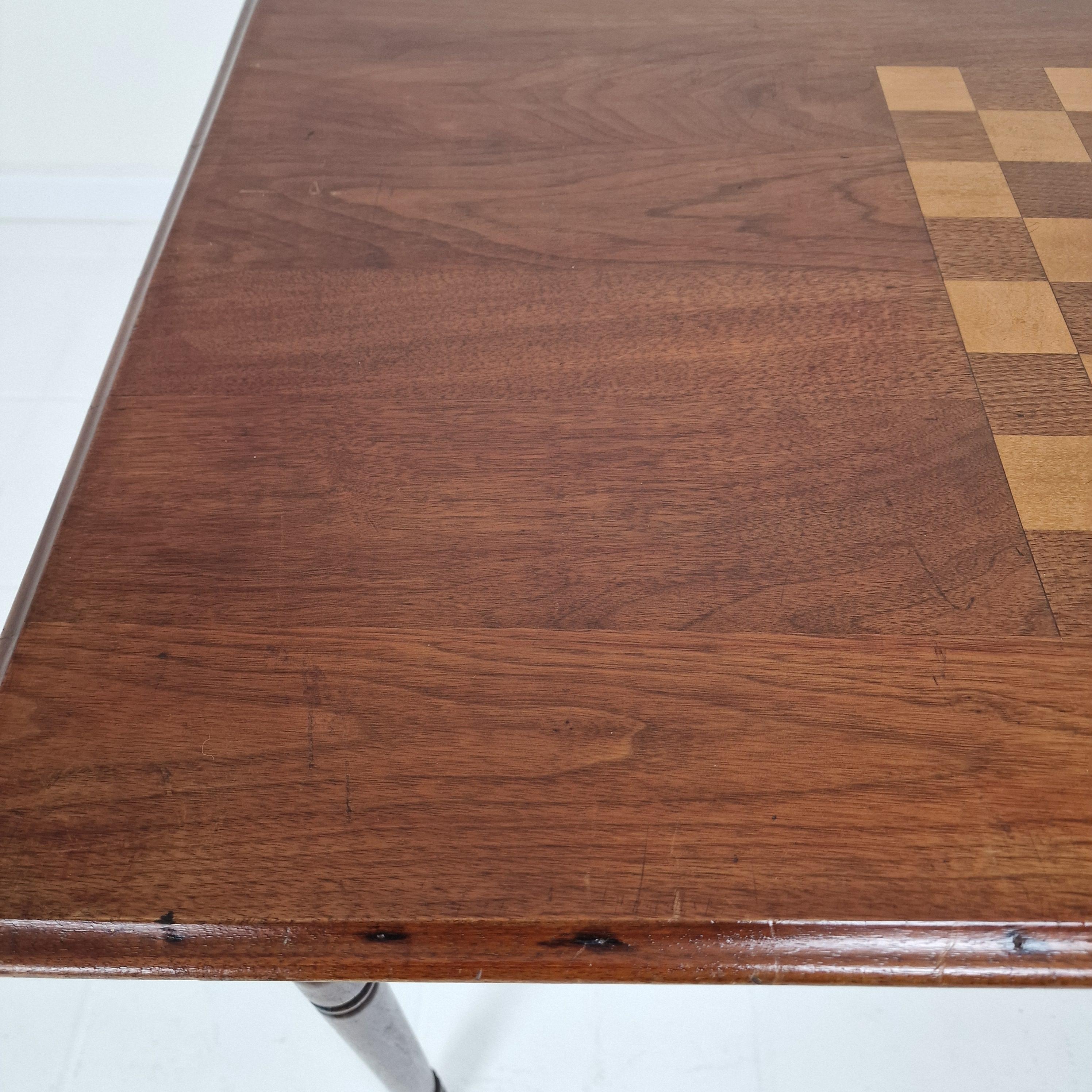 Ancienne table d'échecs pliable en bois, France, 19ème siècle en vente 11