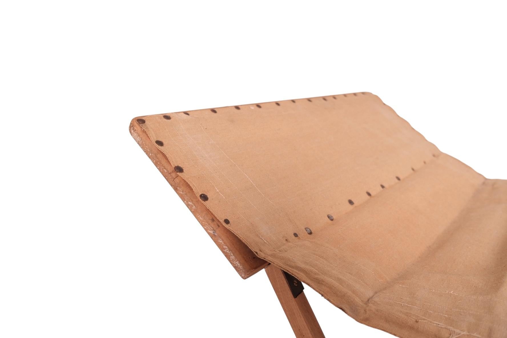 Antique Folding Campaign Bed and Convertible Side Table in Oak and Canvas For Sale 5