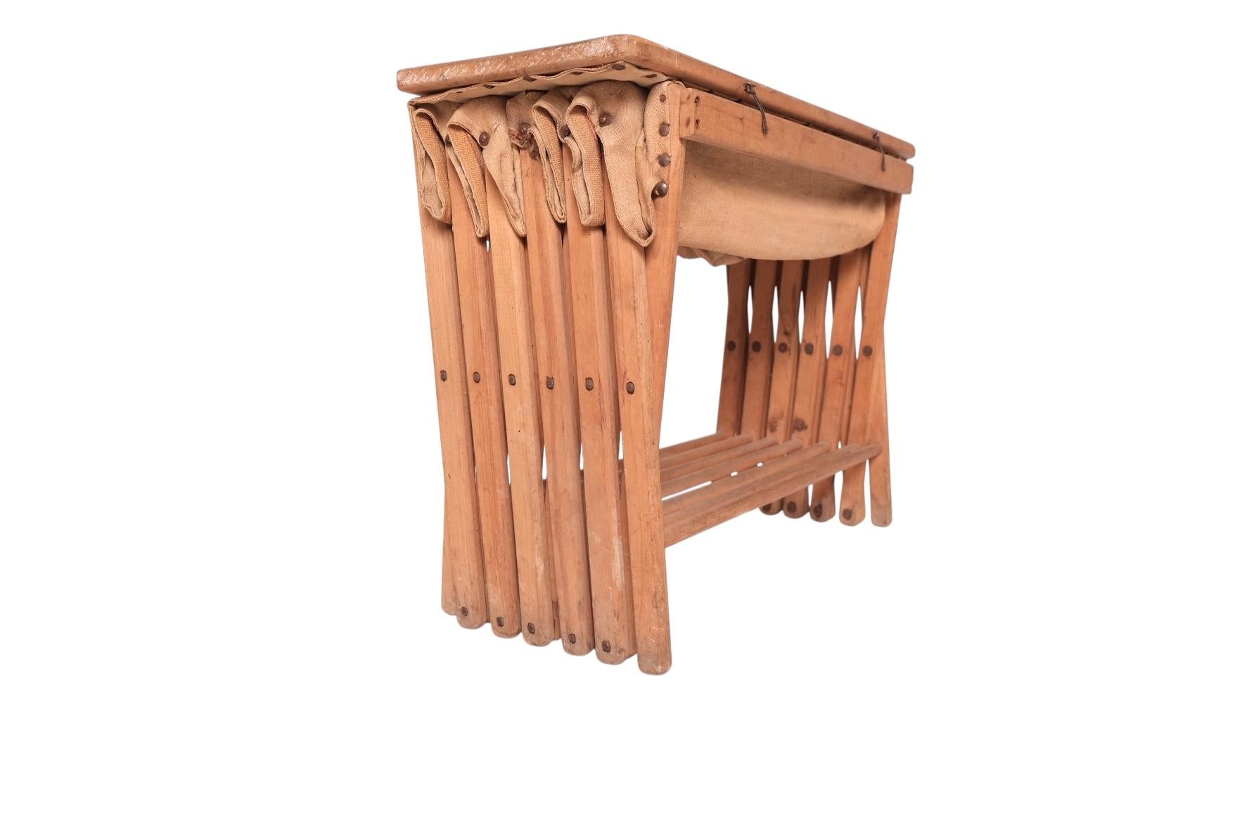 Antique Folding Campaign Bed and Convertible Side Table in Oak and Canvas In Good Condition For Sale In Los Angeles, CA