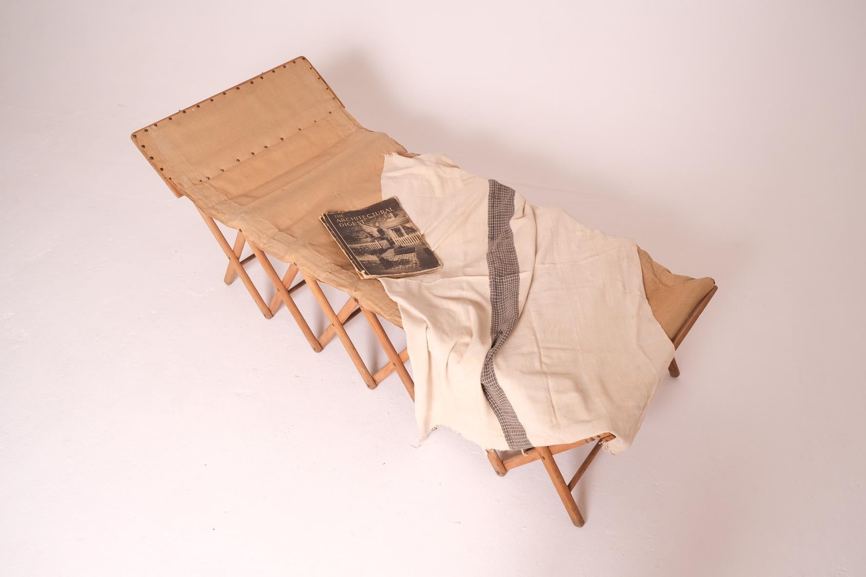 Antique Folding Campaign Bed and Convertible Side Table in Oak and Canvas For Sale 3