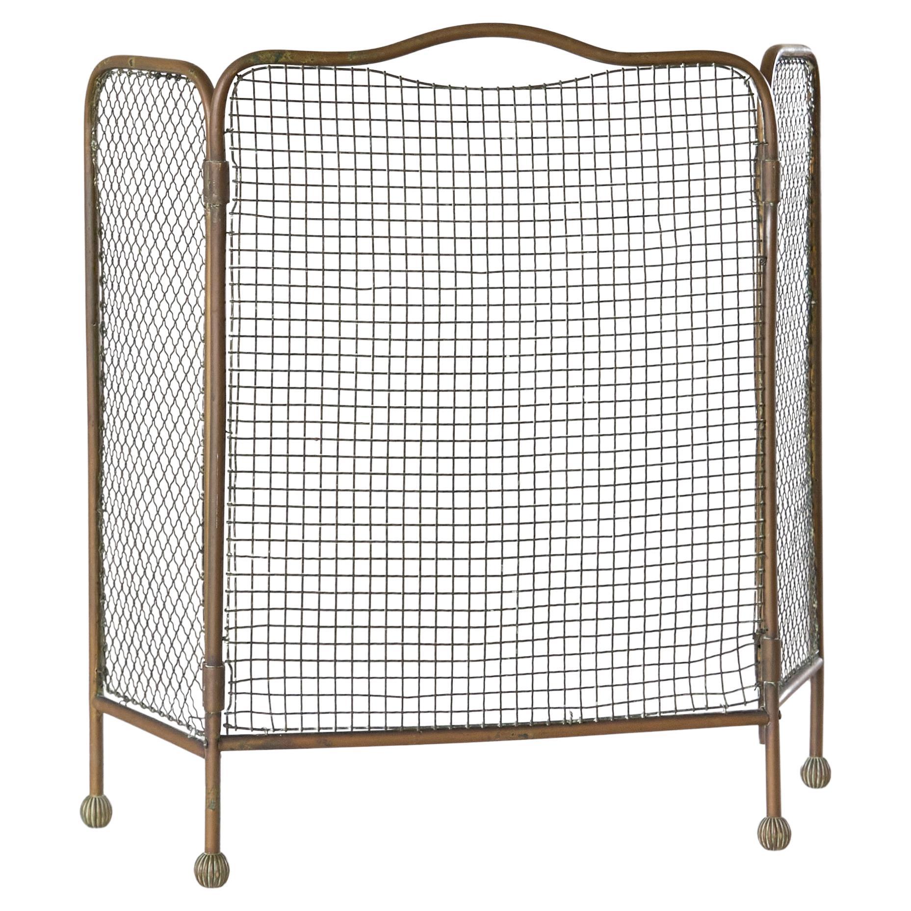 Antique Folding Fire Screen in Patinated Brass 19th Century