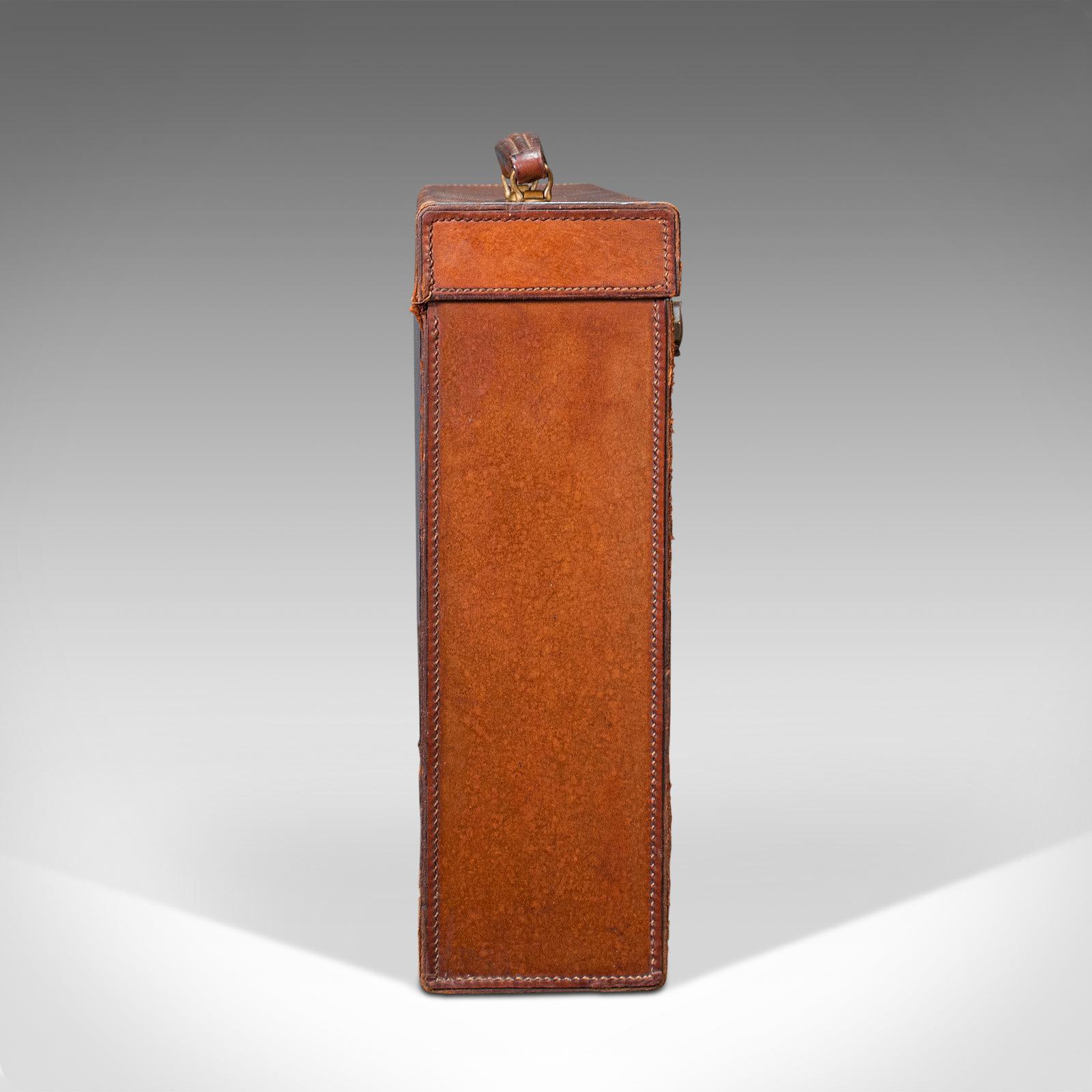 Antique Folio Case, English, Leather, Record Producer's Attache Briefcase, 1920 In Good Condition In Hele, Devon, GB