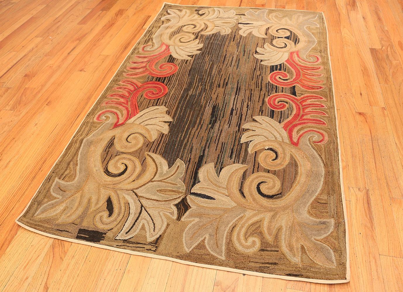 20th Century Antique Folk Art American Hooked Rug. Size: 4 ft 7 in x 7 ft 5 in