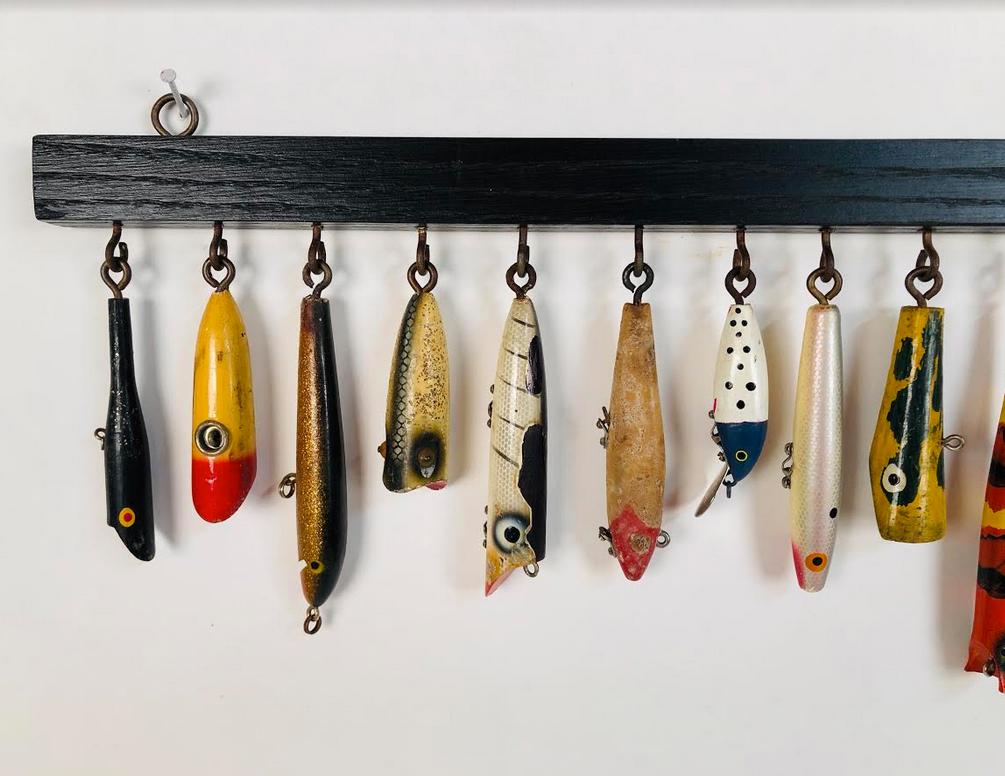 antique wooden fishing lures