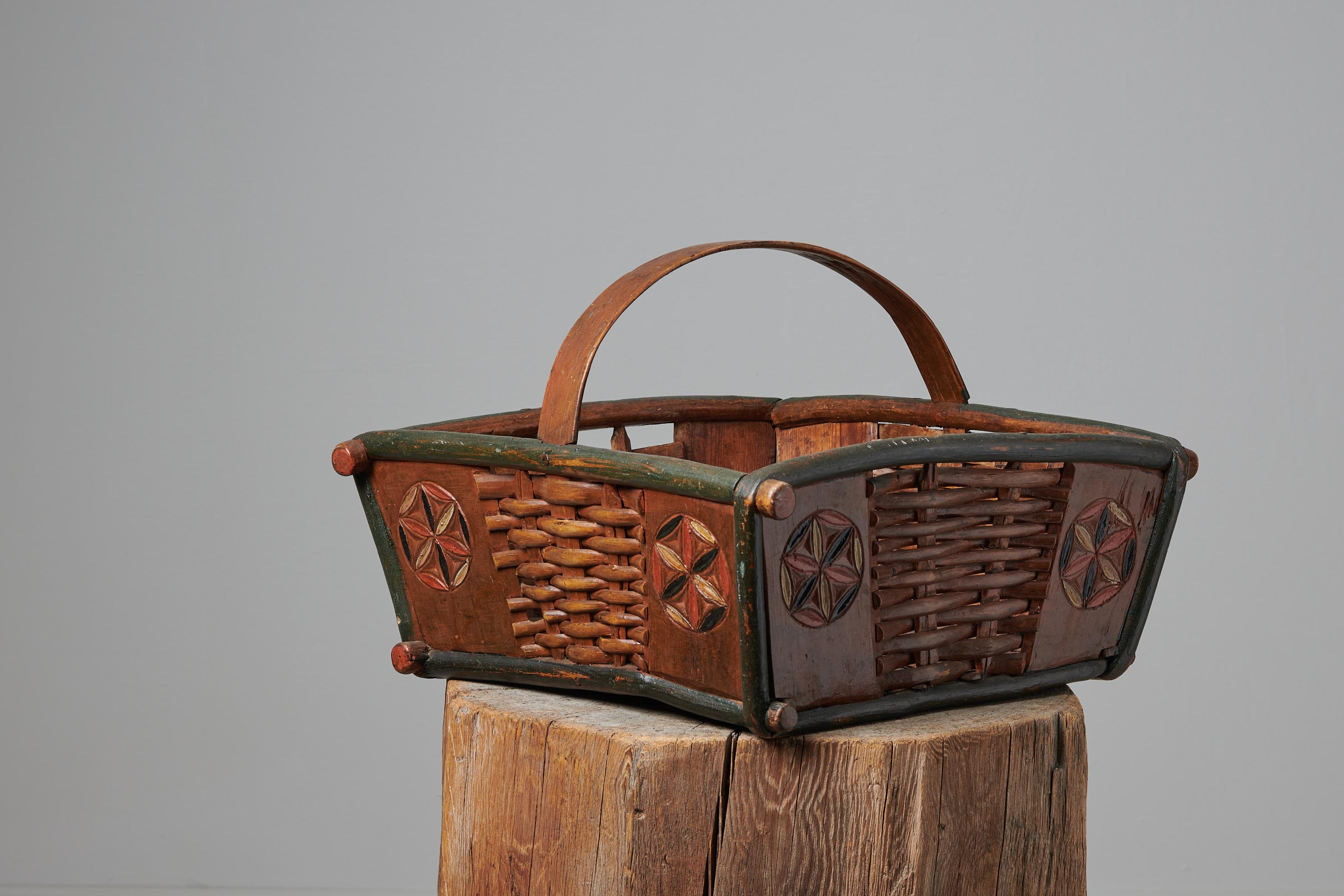 19th Century Antique Folk Art Northern Swedish Handmade Basket For Sale