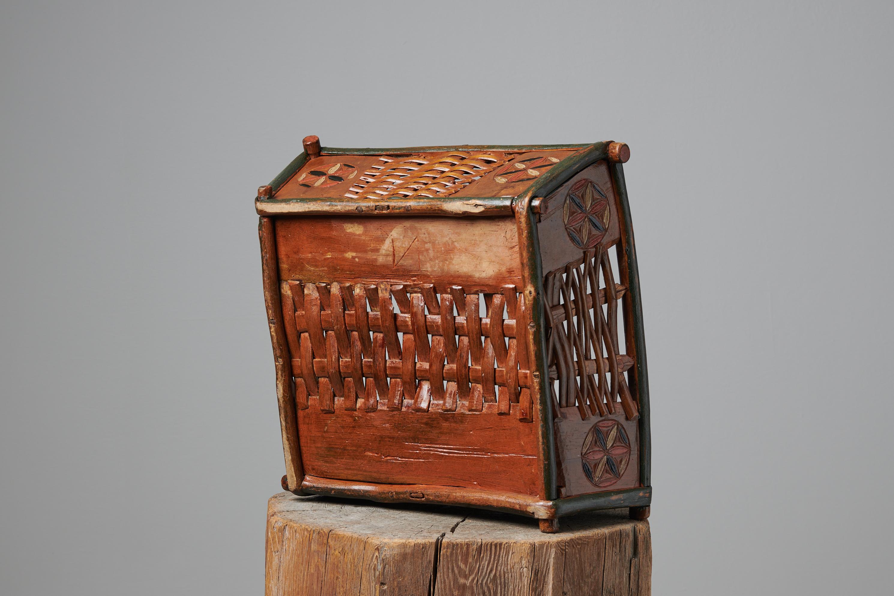 Antique Folk Art Northern Swedish Handmade Basket For Sale 1