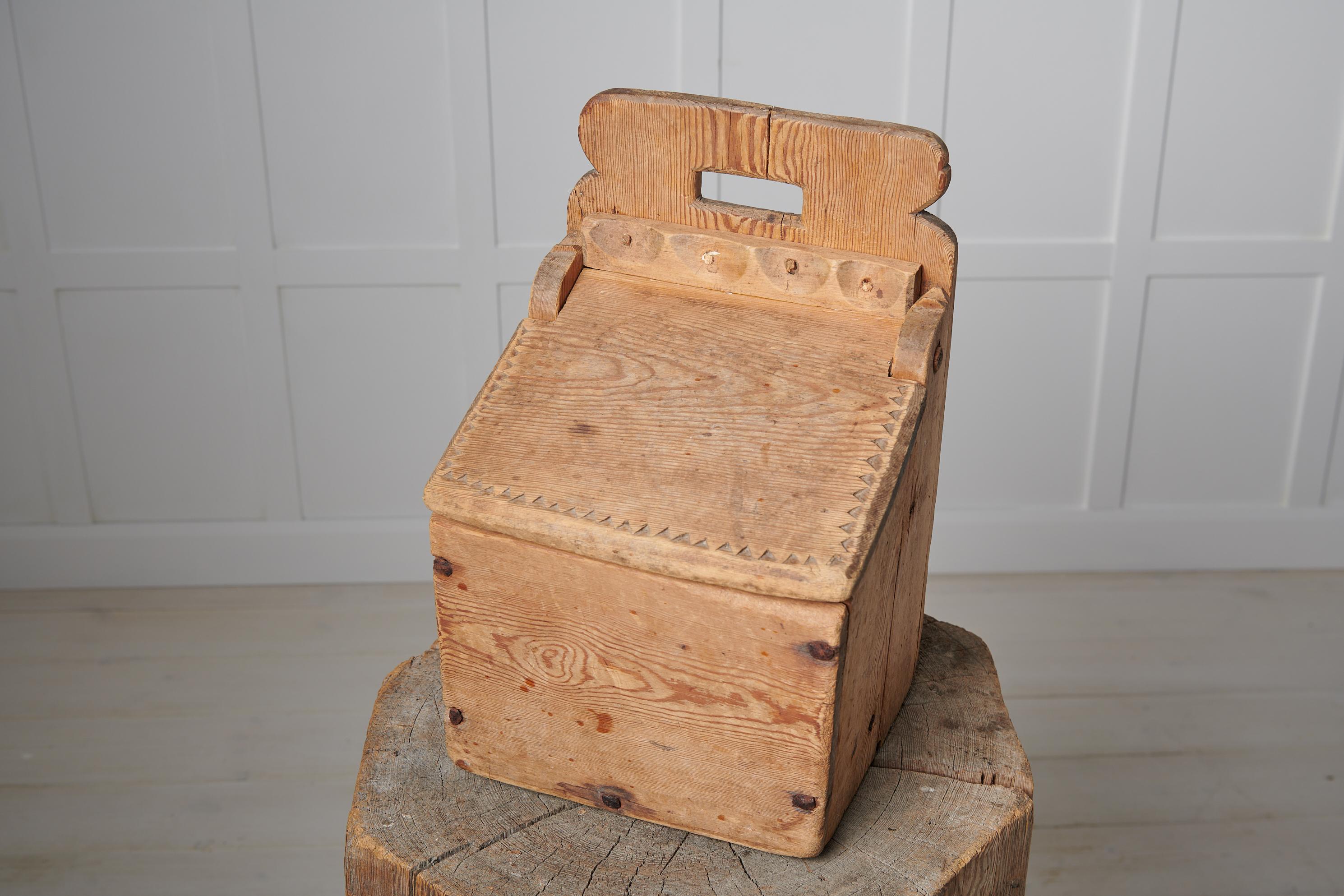 Antique Folk Art Northern Swedish Handmade Flour Box  For Sale 1