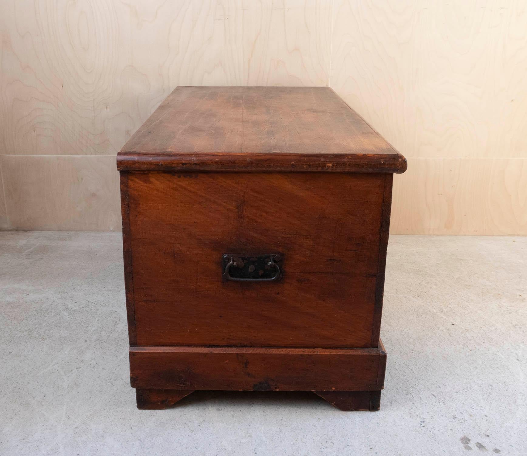 Antique Folk Art Painted Pine Blanket Chest, English, 19th Century For Sale 1