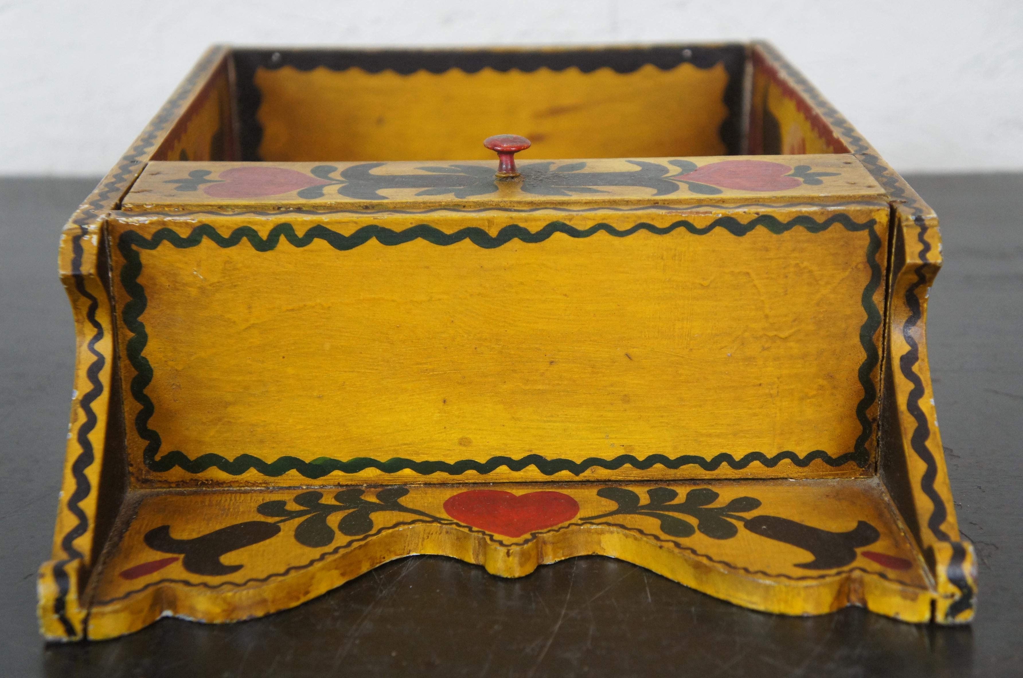 Antique Folk Art Painted Wall Hanging Shelf Colonial Early American Primitive In Good Condition In Dayton, OH
