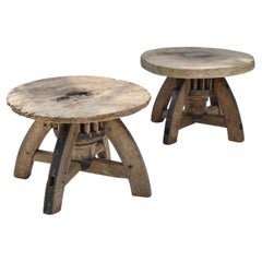 Mesa auxiliar/taburete de arte popular antiguo