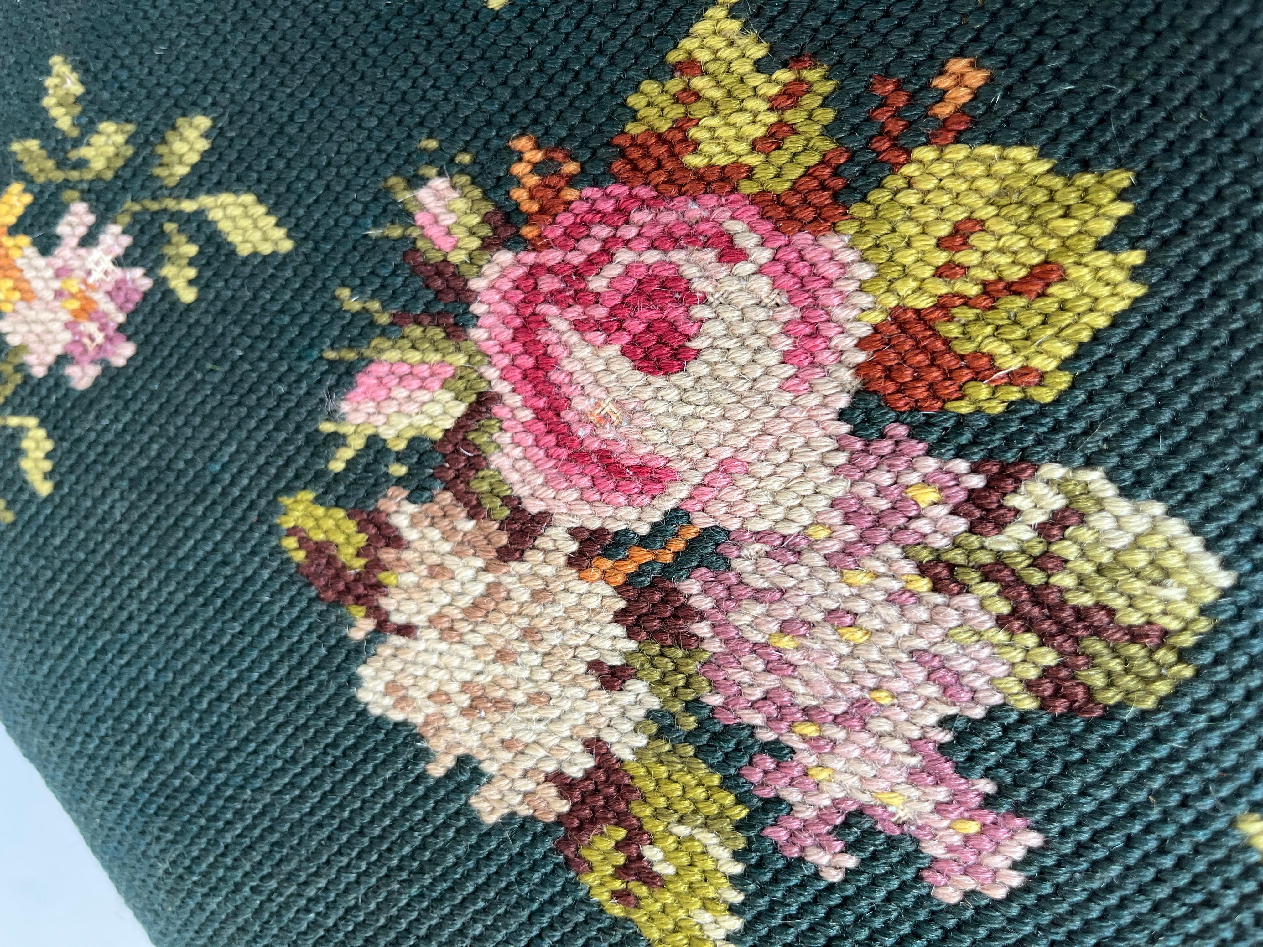 Antique Footstool circa 1880s Hand Needlepoint Floral Tapestry + Carved Wood Foo Hecho a mano en venta