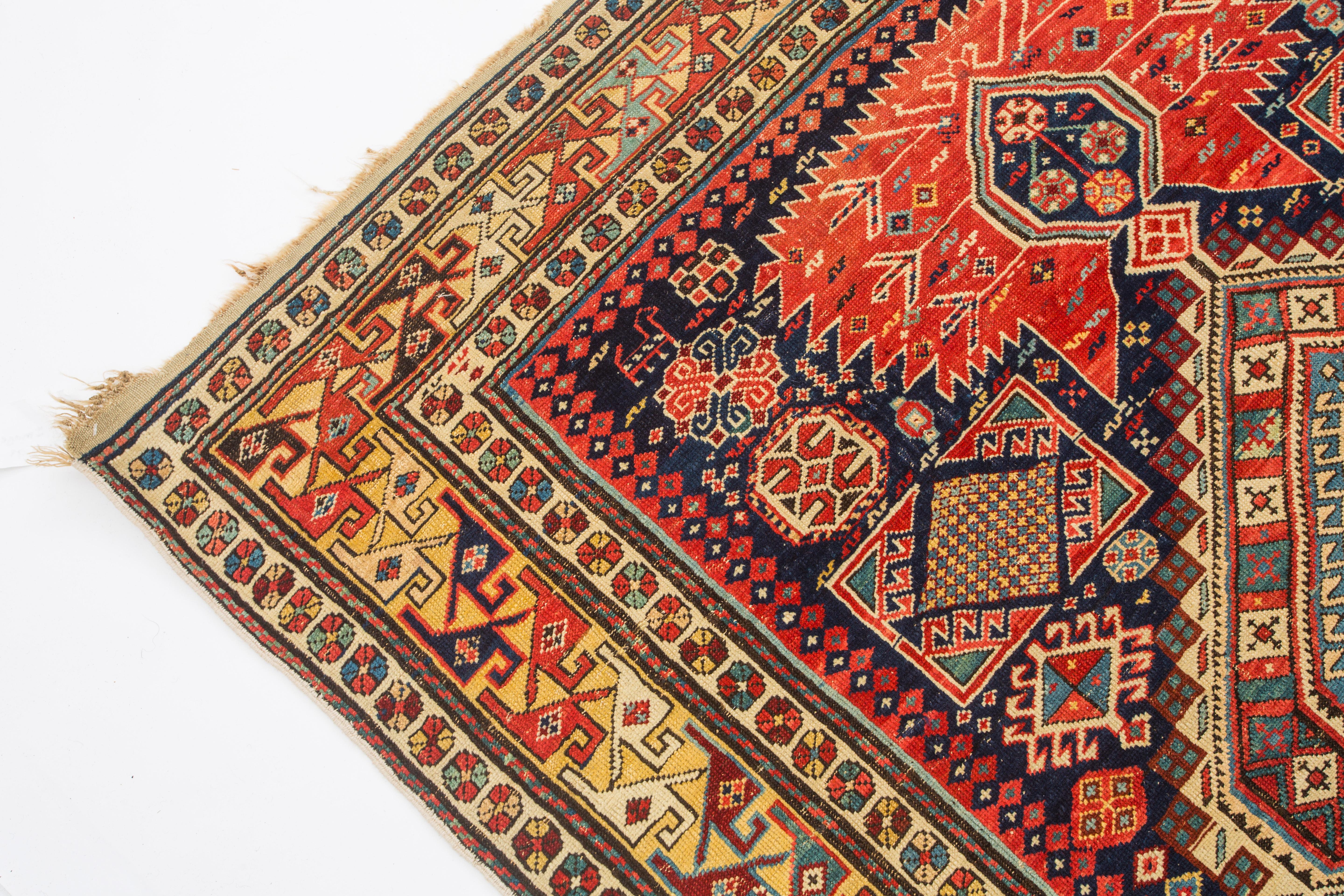 Antiker kaukasischer Shirvan-Teppich aus dem Jahr 1880, selten, ausgezeichneter Zustand  (Aserbaidschanisch) im Angebot