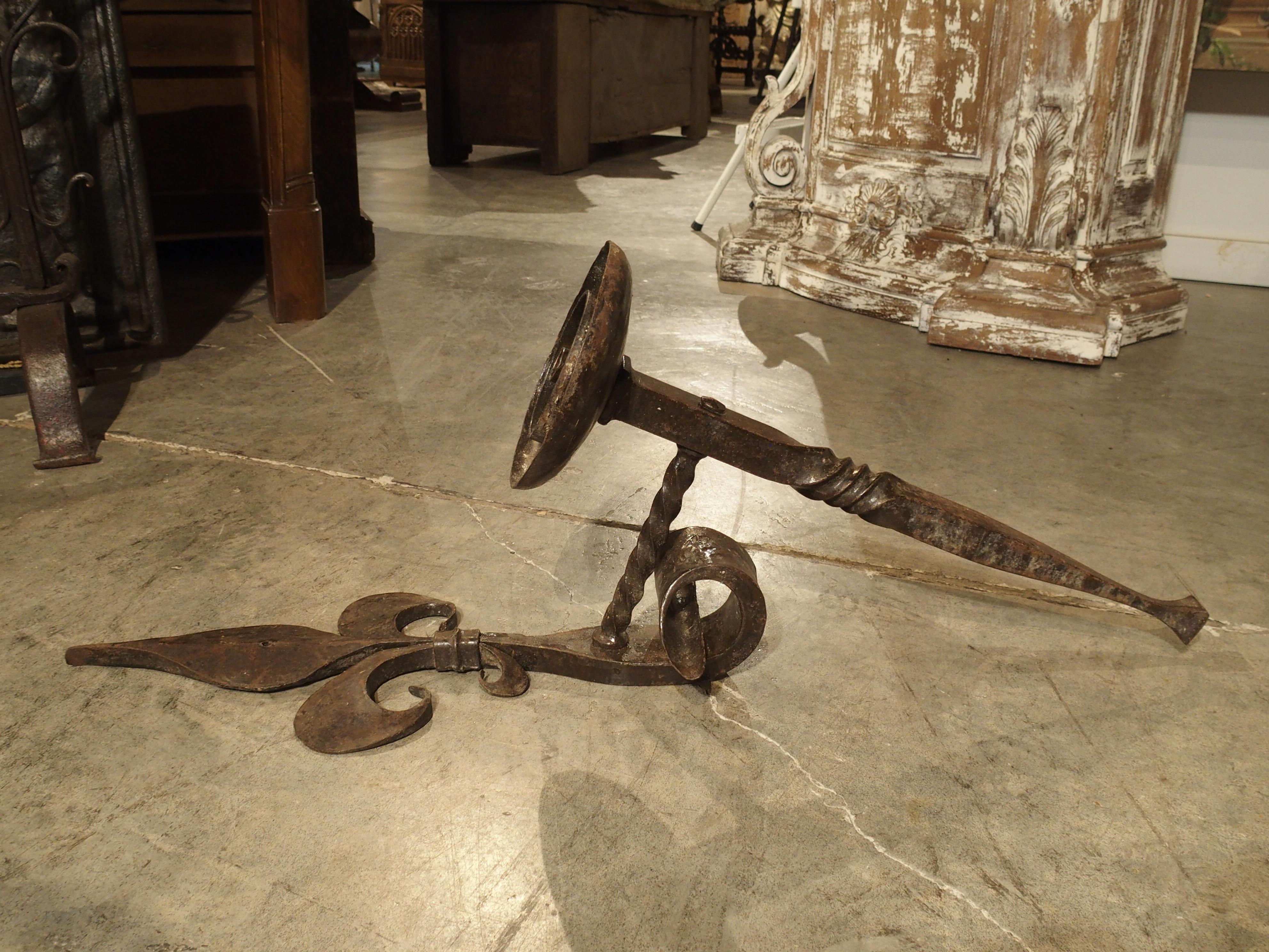Antique Forged Iron Fleur-de-Lys Torchere Sconce from France, circa 1900 For Sale 3