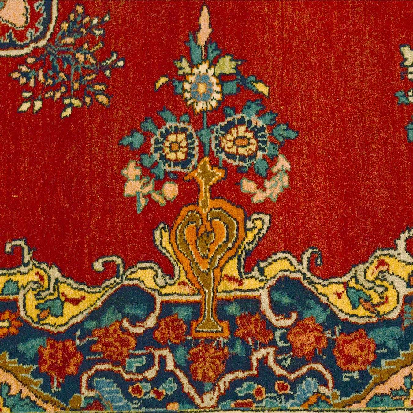Perse Tapis persan Bidjar antique des années 1900, rouge, bleu et or, 4' x 6' en vente