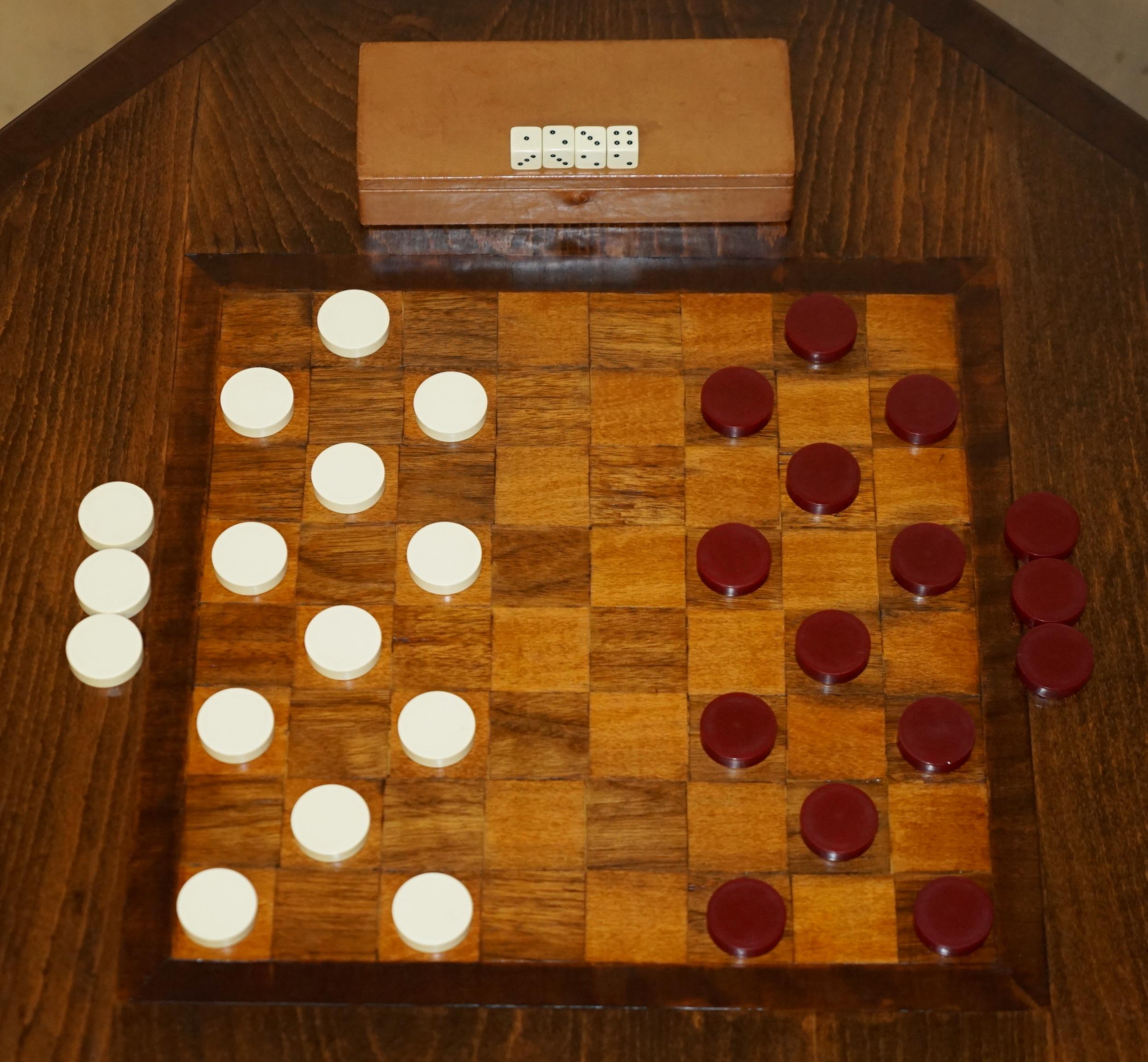 ANTIQUE FORTNUM & MASON BACKGAMMON SET IN CASSETTA ORIGINALE IN PELLE CON DADI in vendita 2