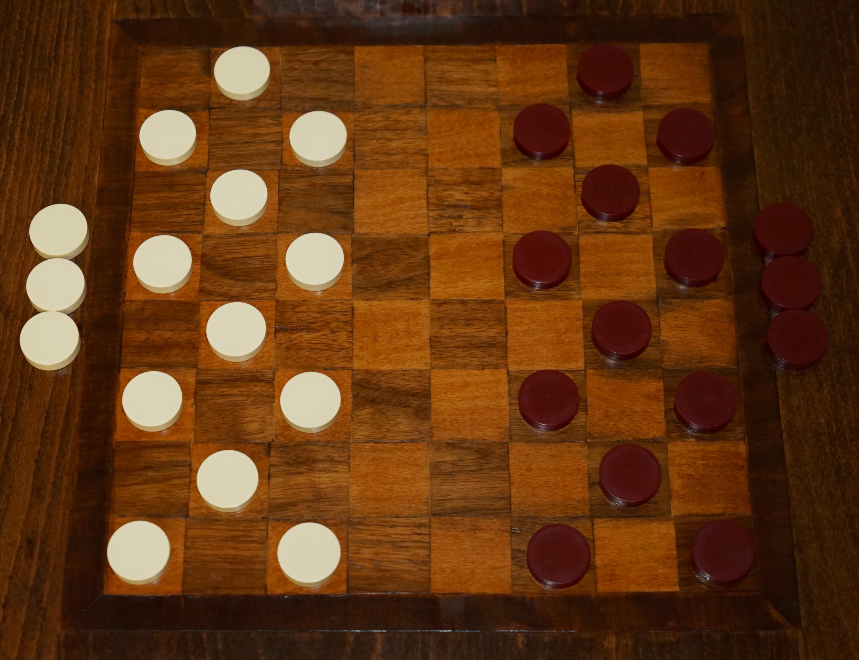 ANTIQUE FORTNUM & MASON BACKGAMMON SET IN CASSETTA ORIGINALE IN PELLE CON DADI in vendita 3