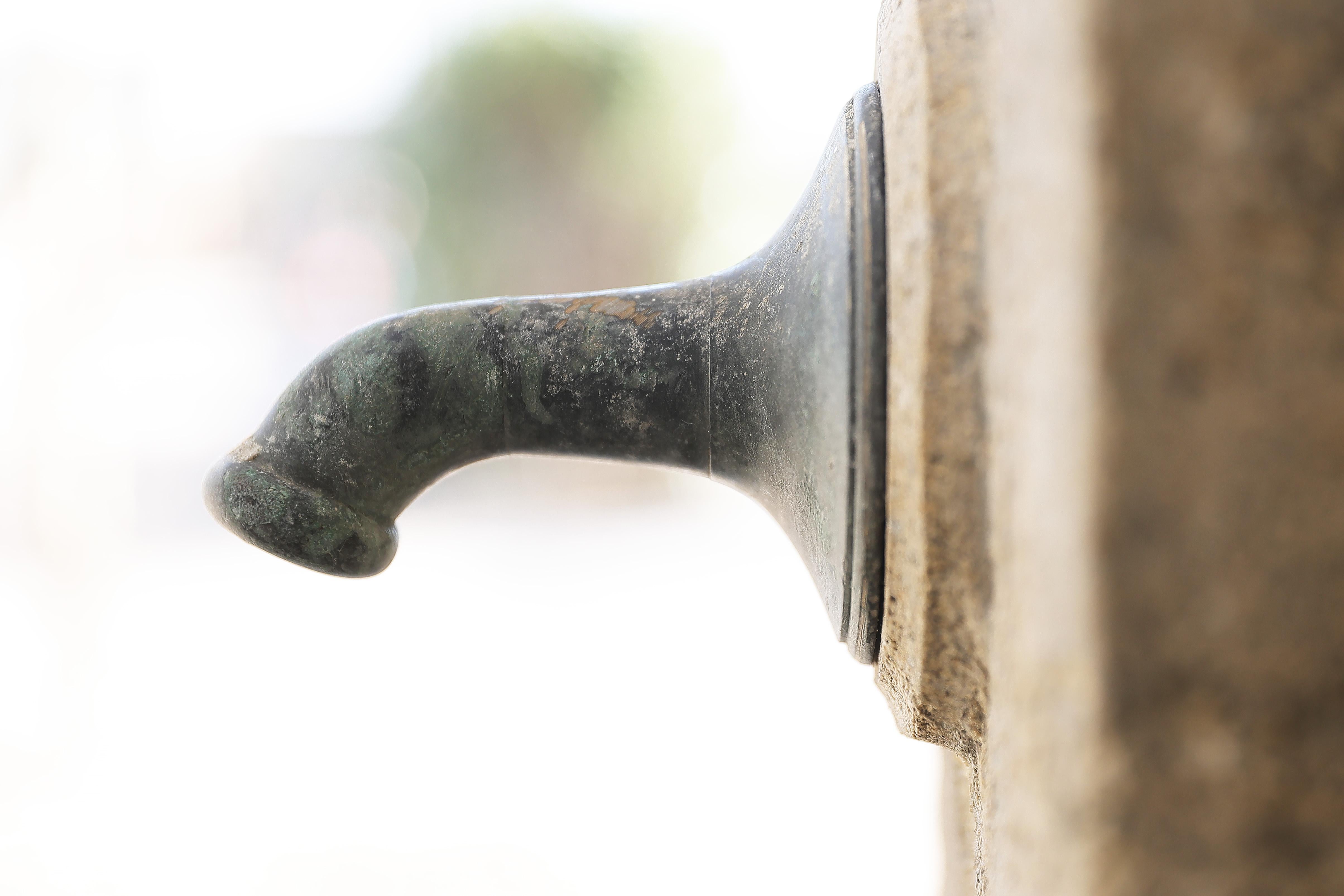 Antique Fountain from the 18th Century of French Limestone 5