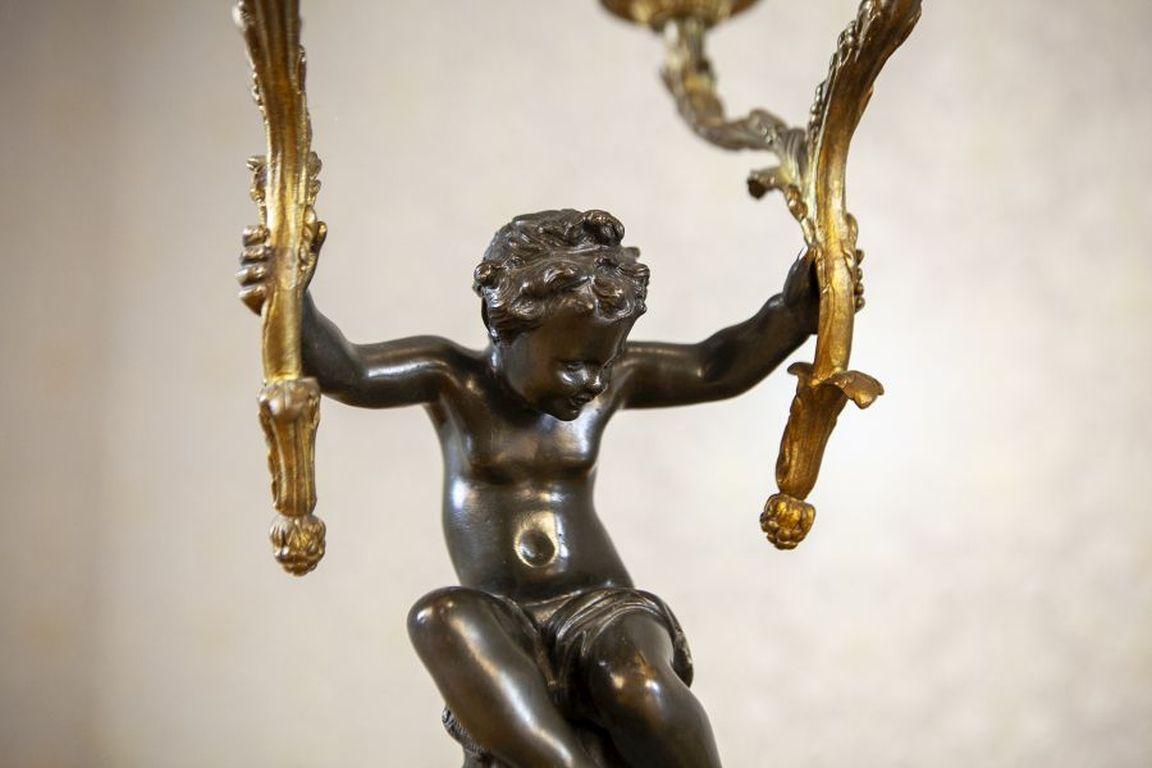 Due candelabri a quattro braccia in bronzo del XIX secolo in vendita 2