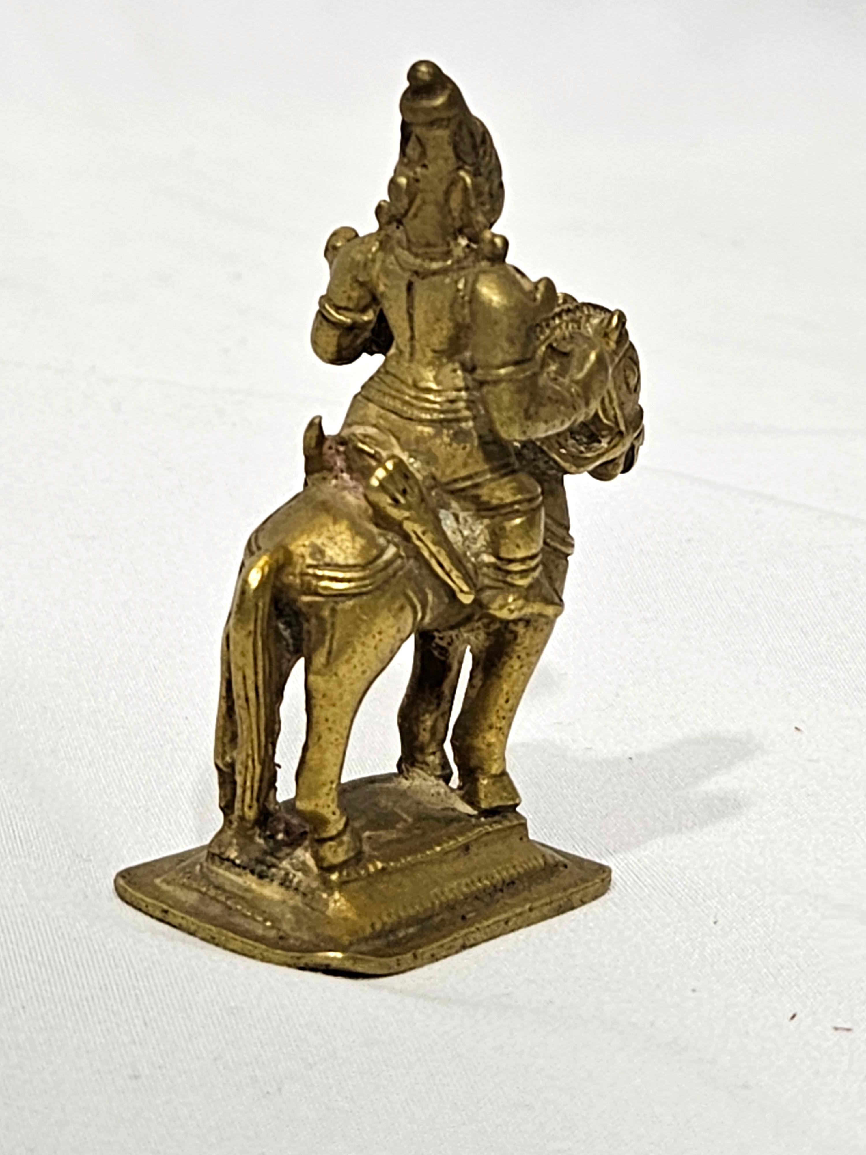 Antiche quattro figure indiane in bronzo in vendita 5