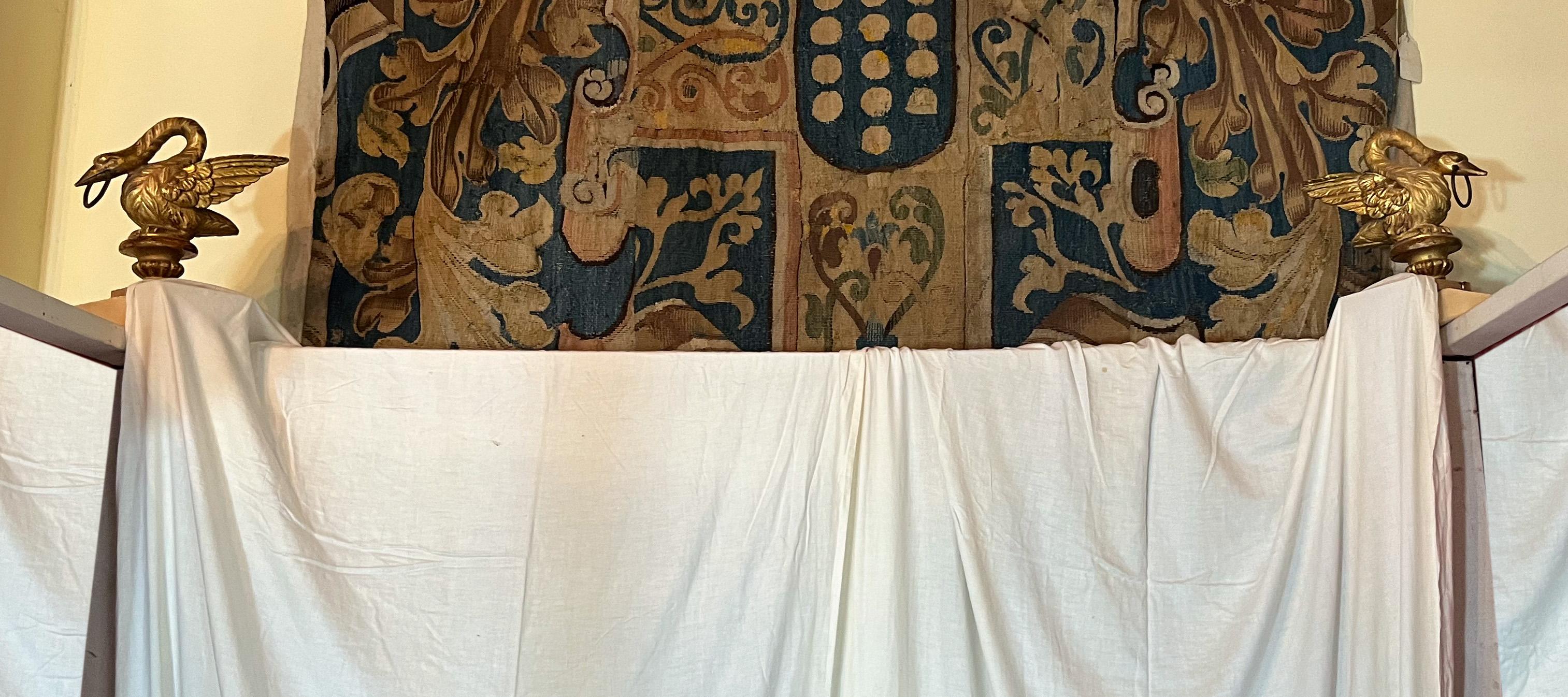 Cama antigua de cuatro postes en venta 6