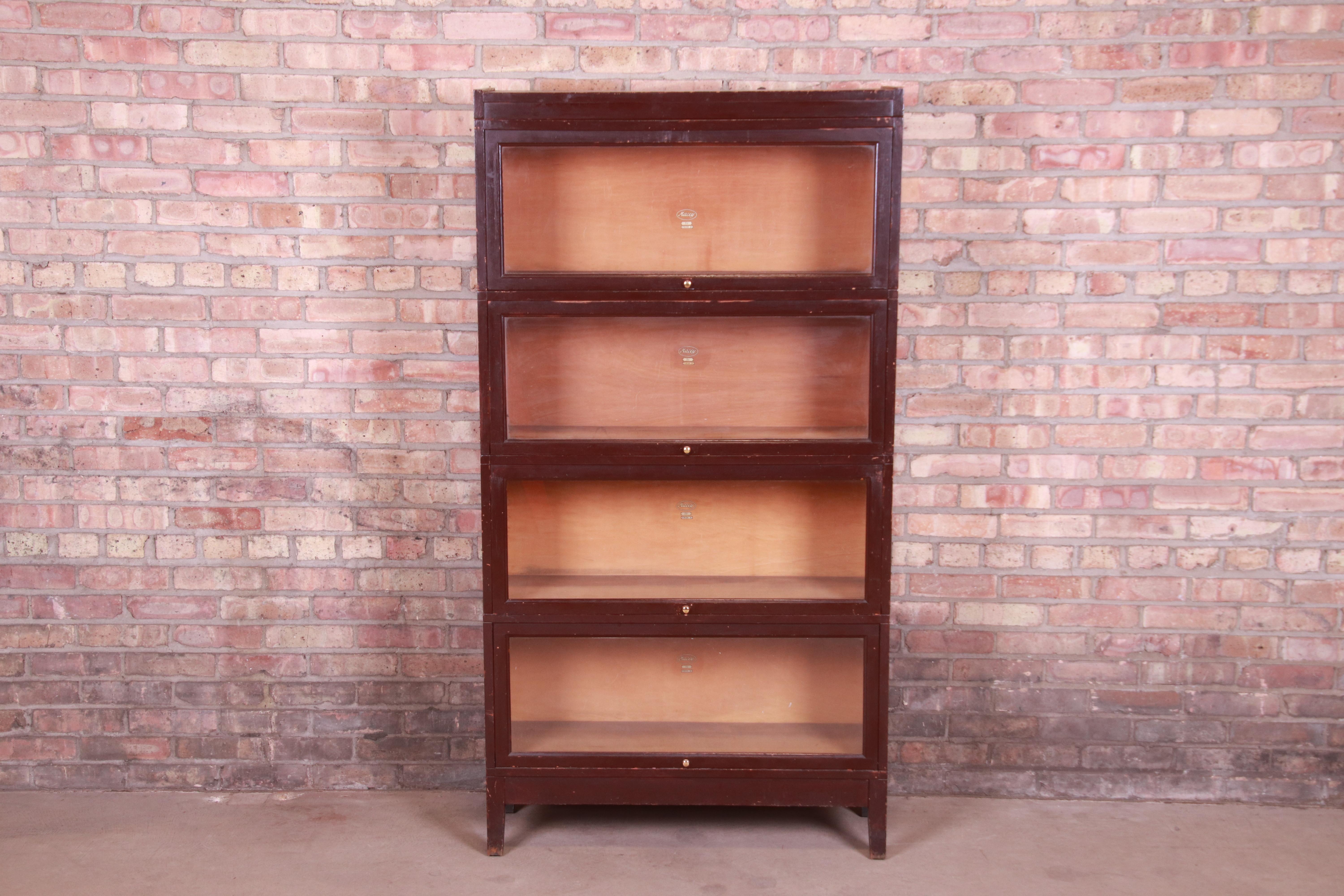 A gorgeous antique four-stack barrister bookcase

By Macey

USA, Circa 1920s

Measures: 34